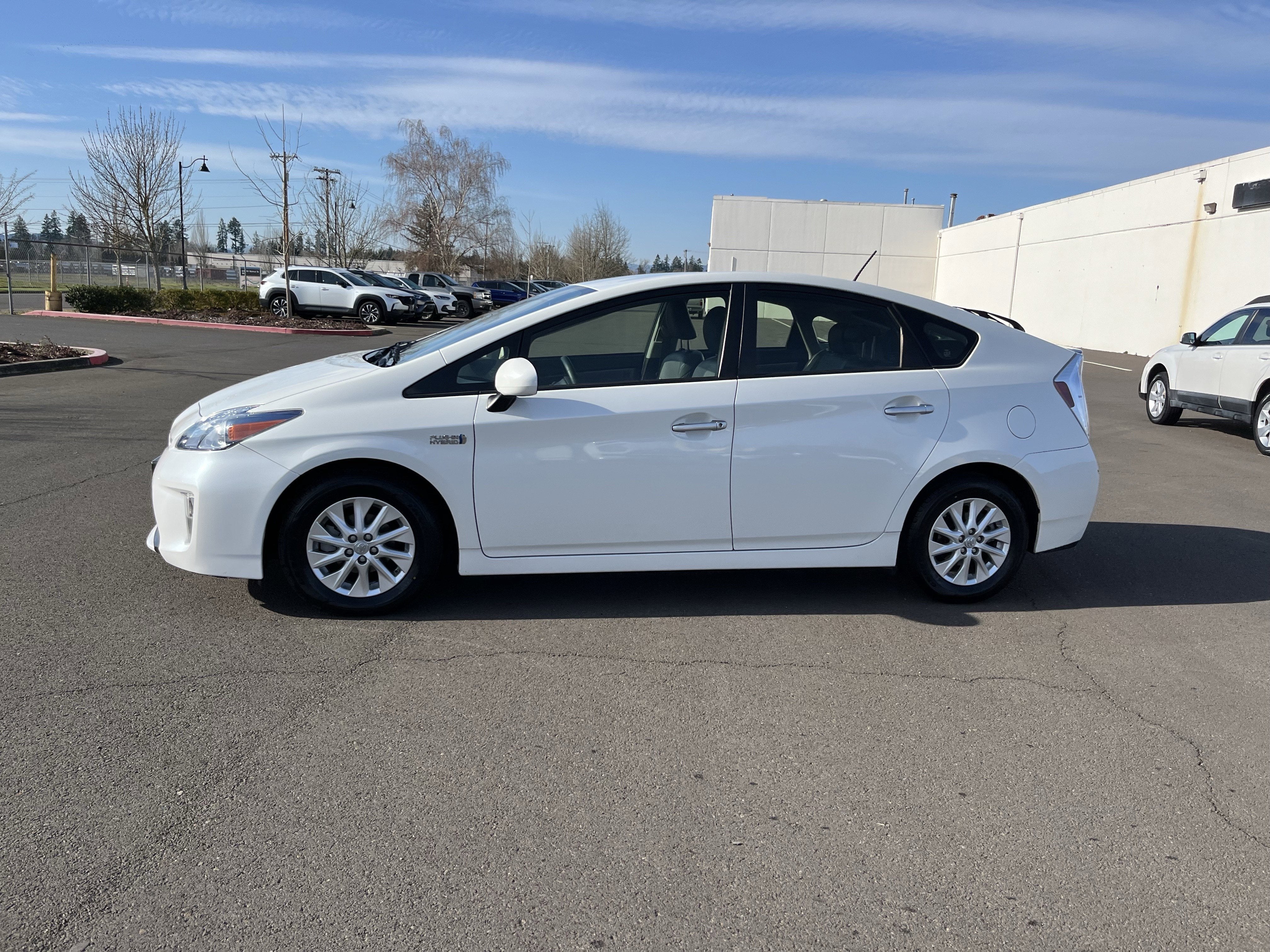 2014 Toyota Prius Plug-In Advanced