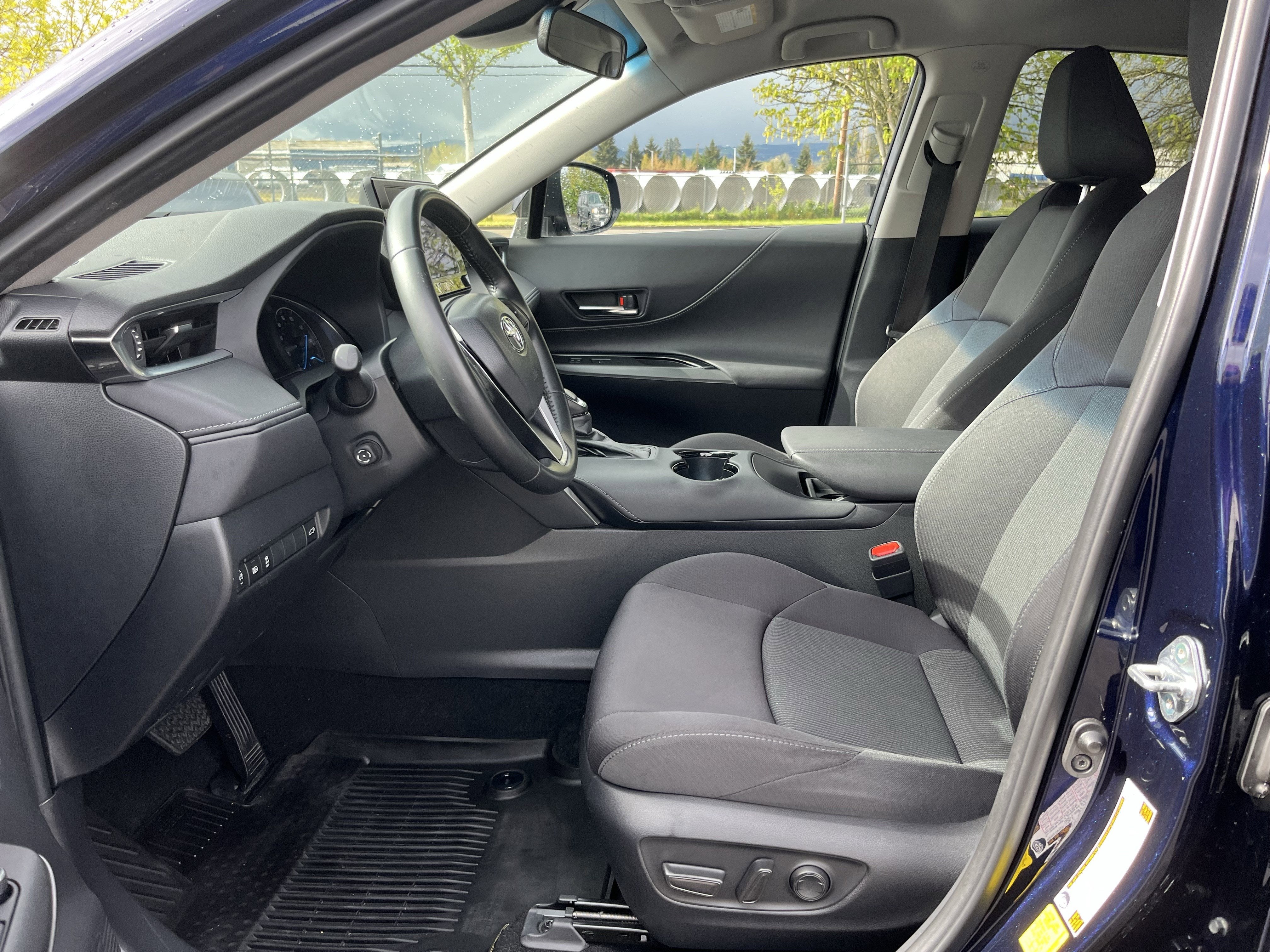 2024 Toyota Venza LE