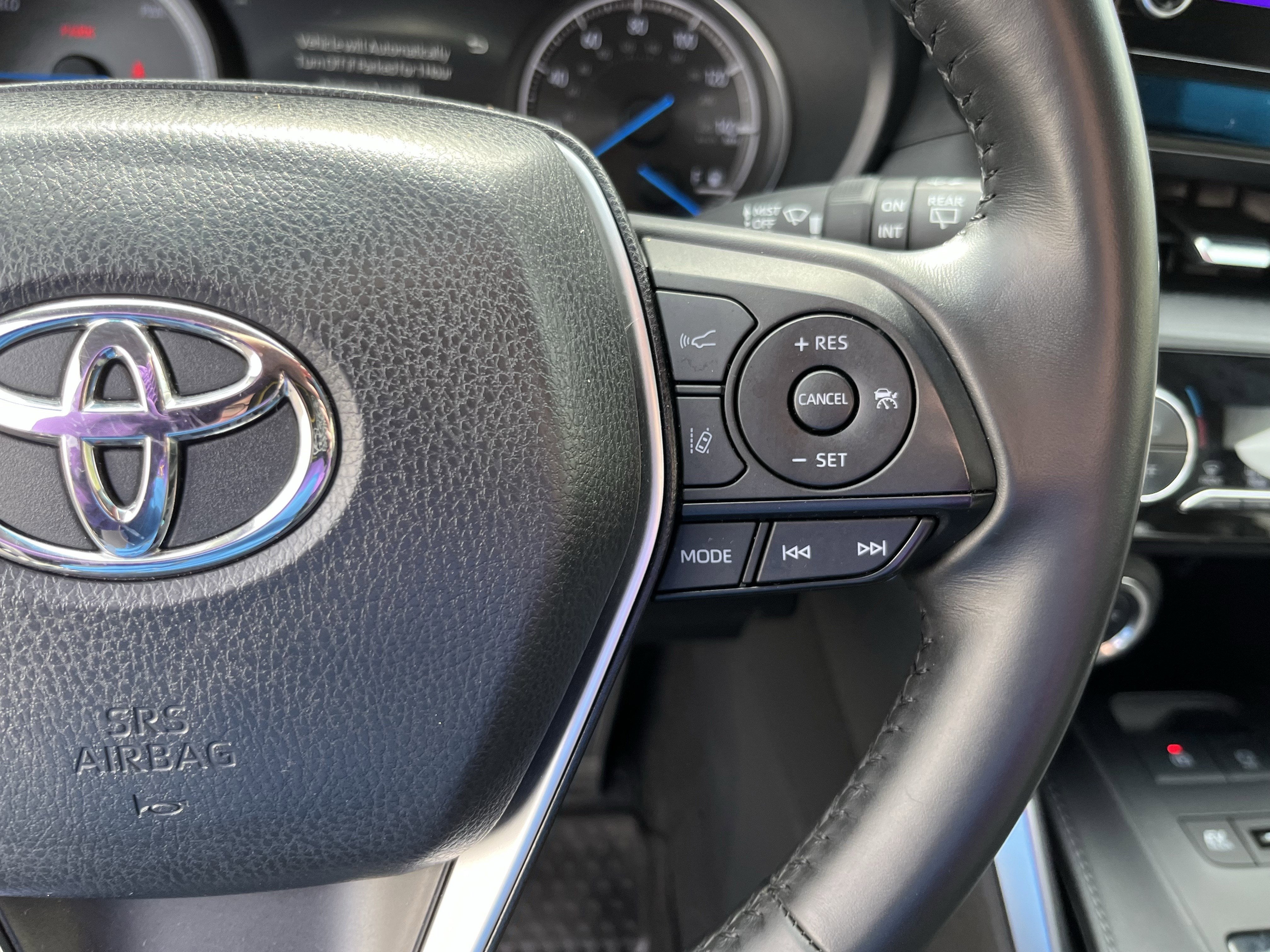 2024 Toyota Venza LE