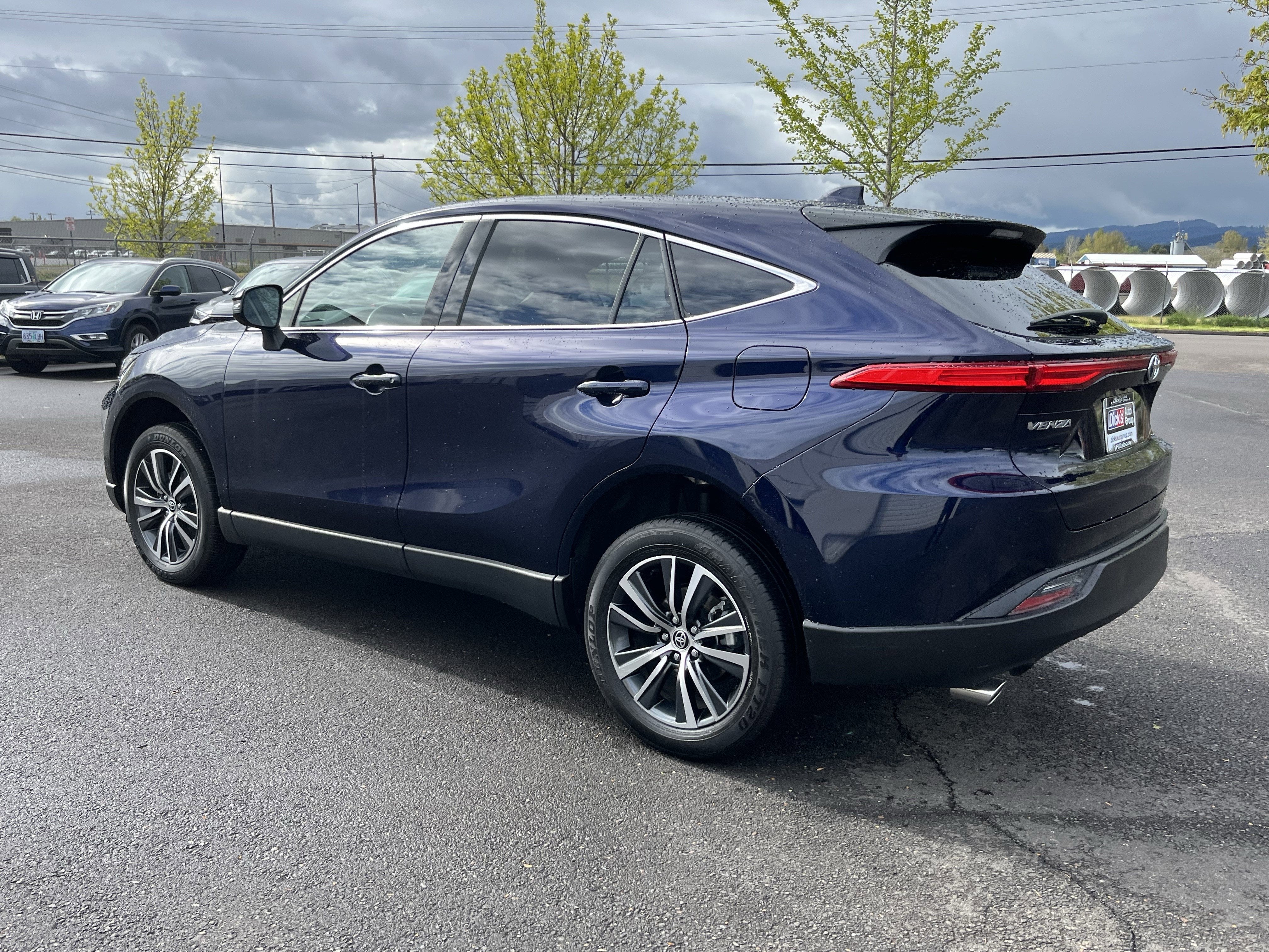 2024 Toyota Venza LE