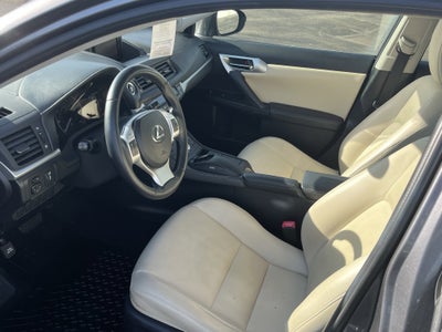 2013 Lexus CT 200h Hybrid
