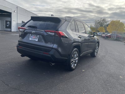 2020 Toyota RAV4 XLE Premium