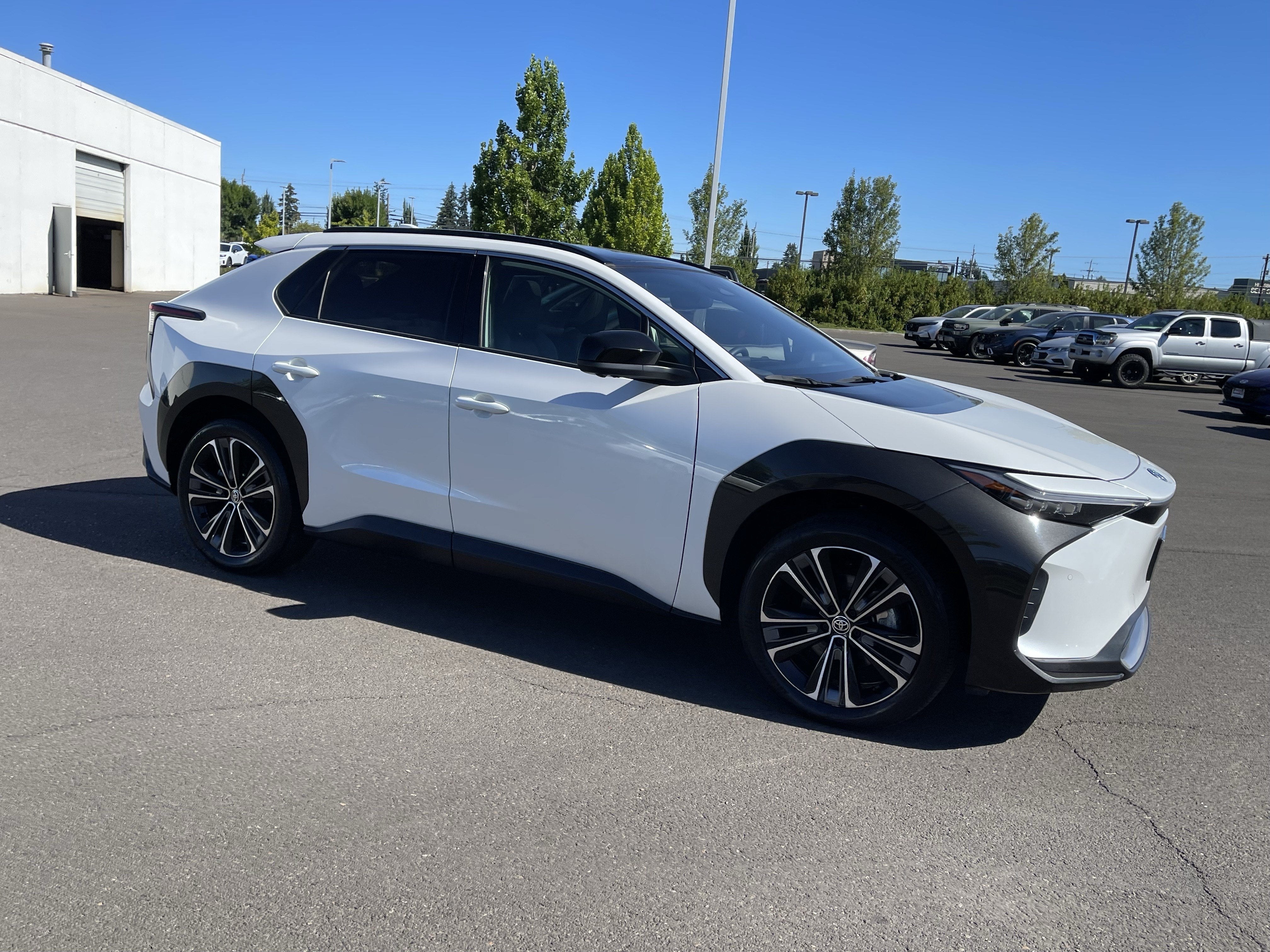 2023 Toyota bZ4X XLE