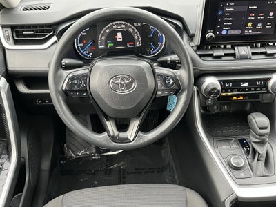 2025 Toyota RAV4 Hybrid LE