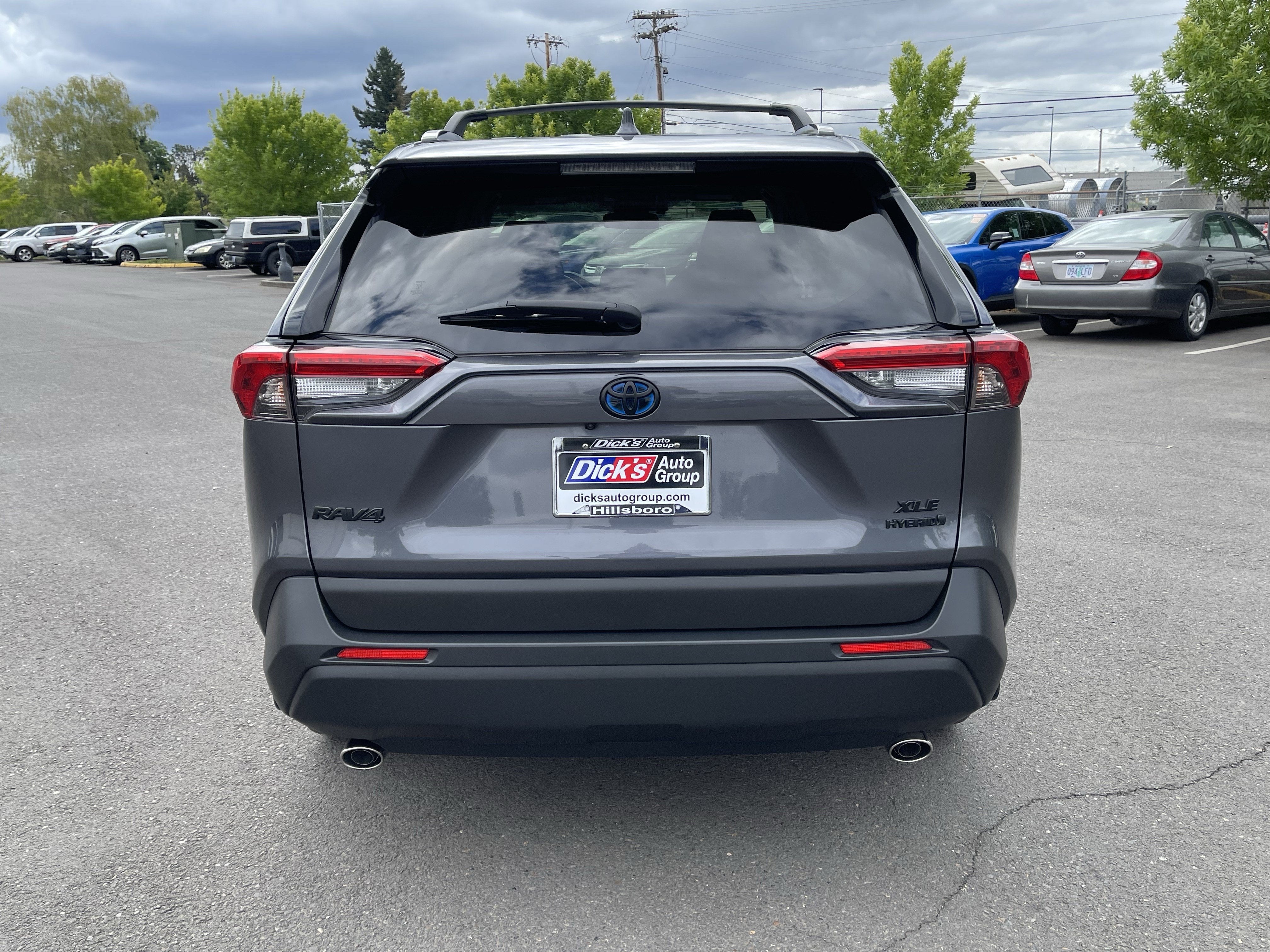 2024 Toyota RAV4 Hybrid XLE