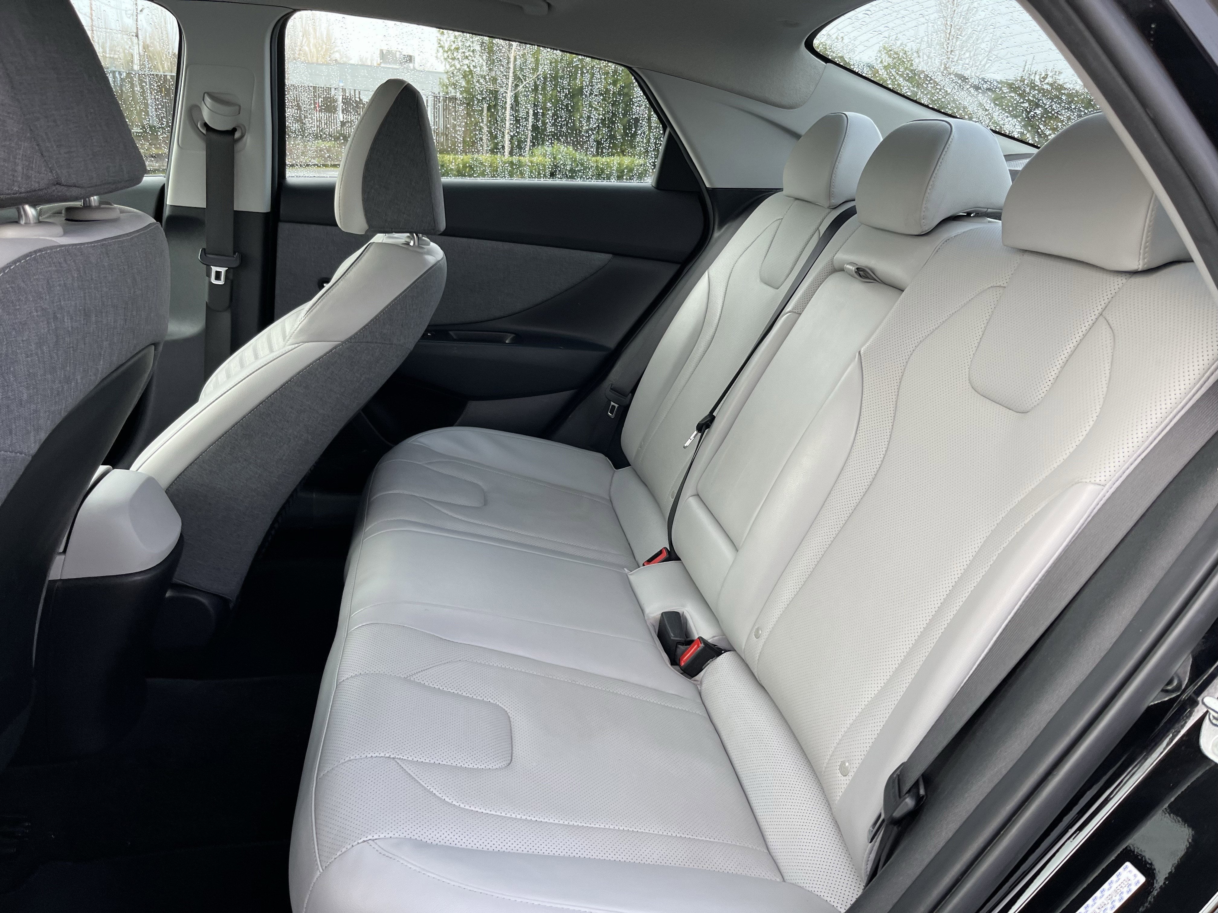 2023 Hyundai Elantra Hybrid Limited