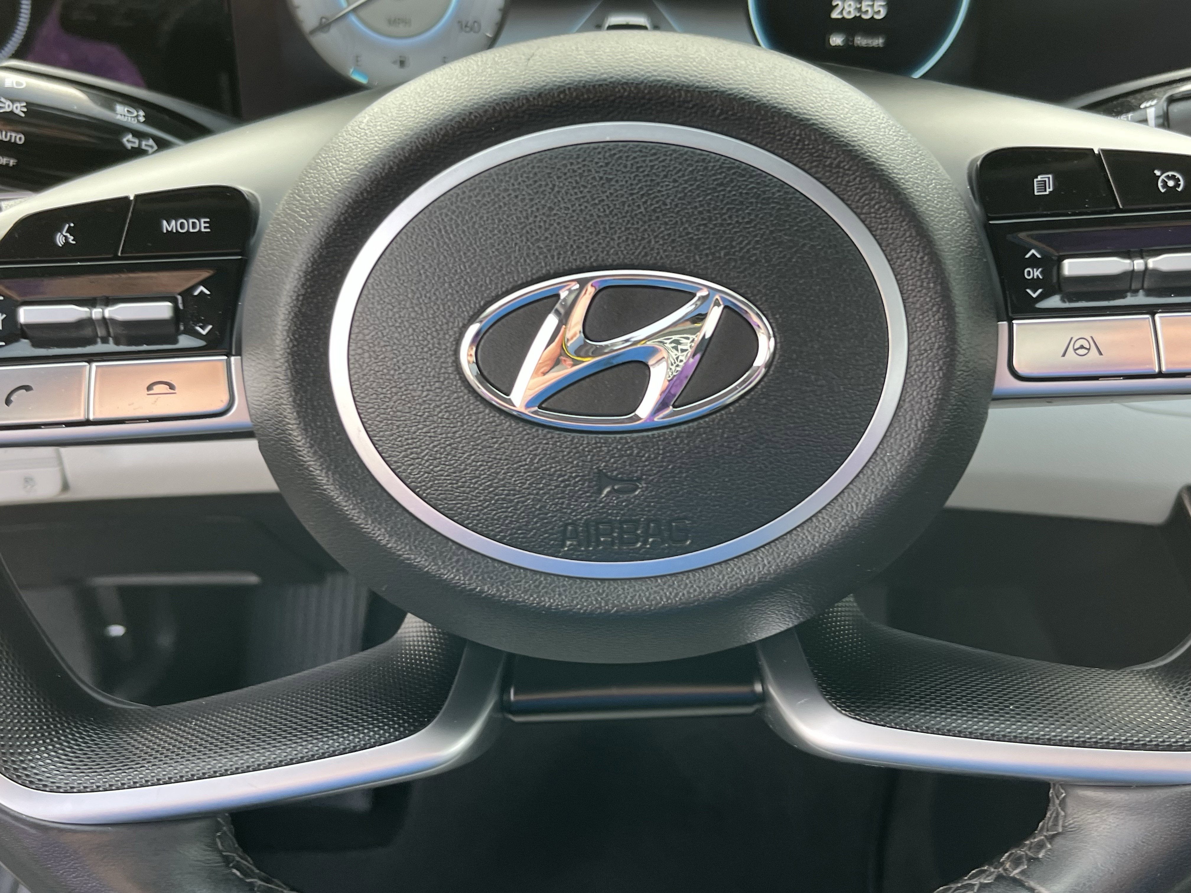 2023 Hyundai Elantra Hybrid Limited