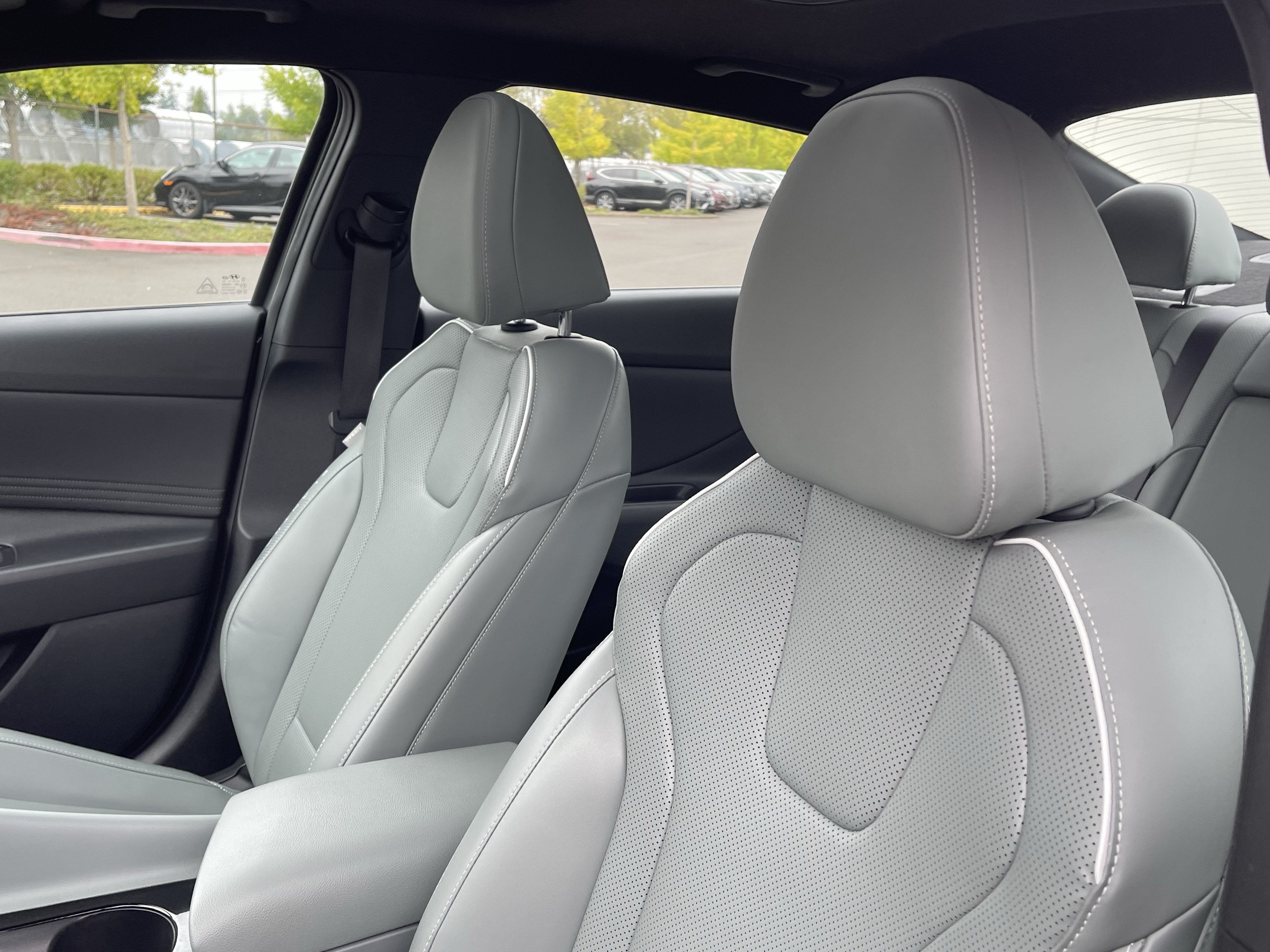 2024 Hyundai Elantra Hybrid Limited