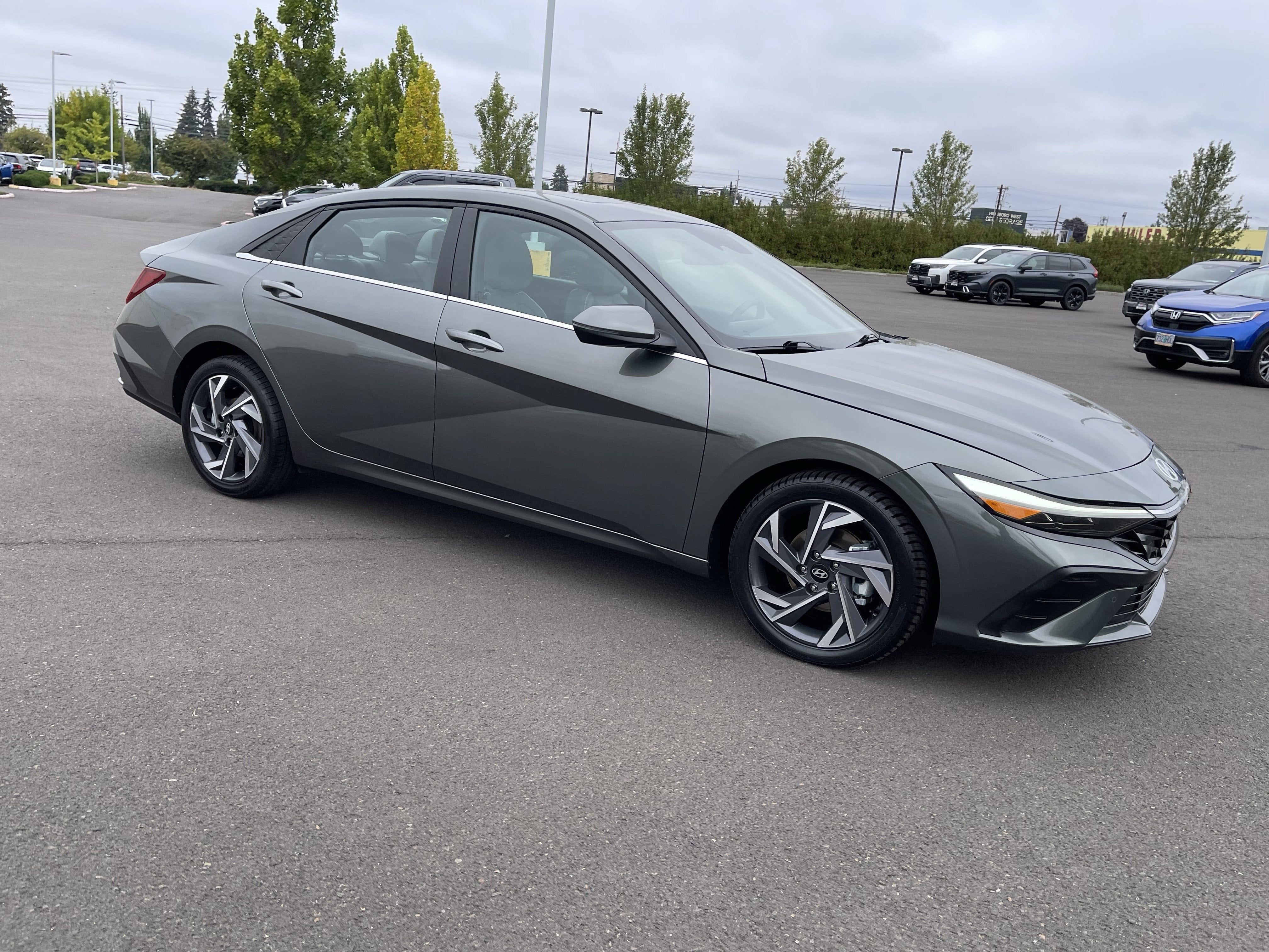 2024 Hyundai Elantra Hybrid Limited