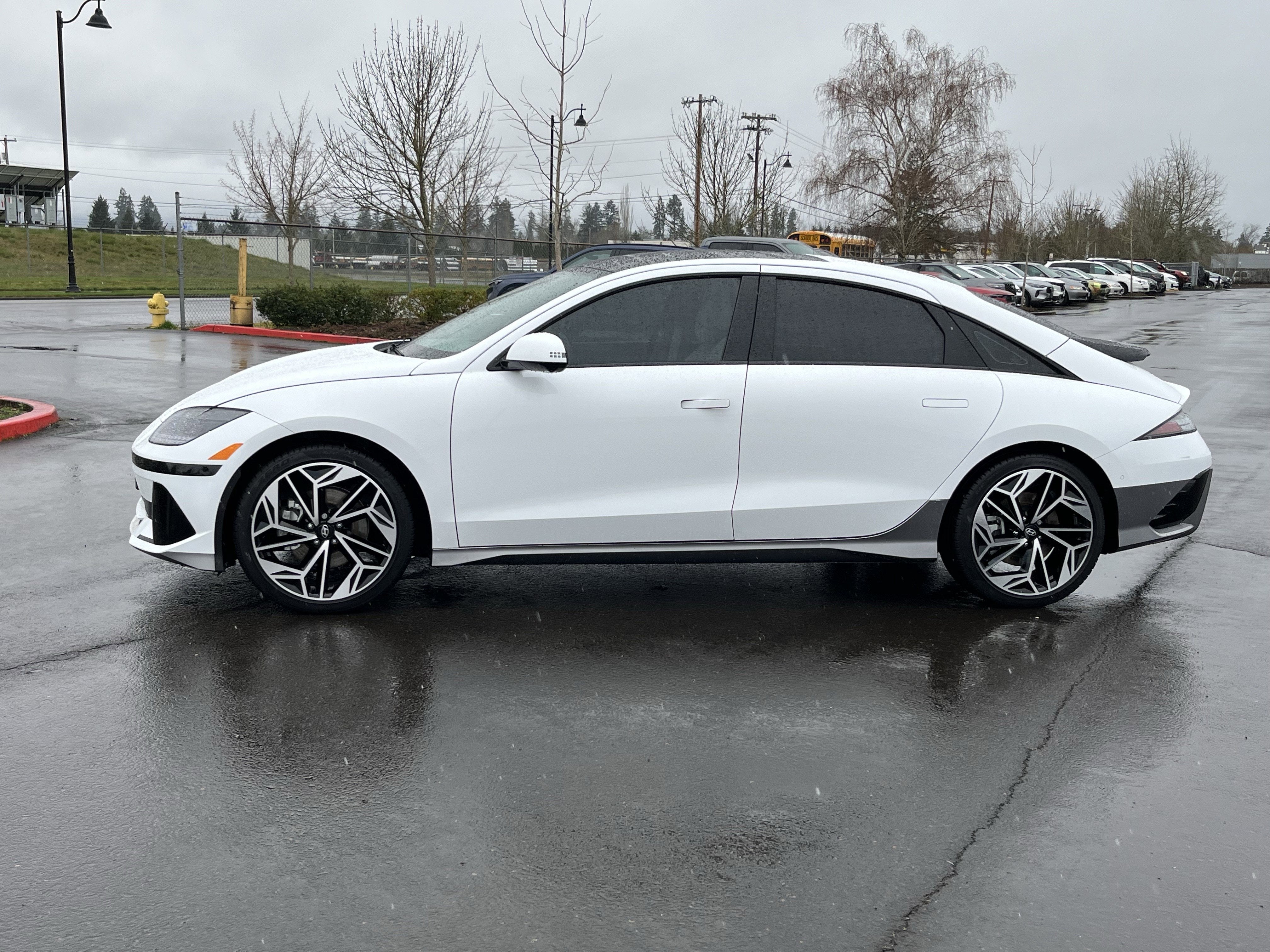 2024 Hyundai IONIQ 6 Limited