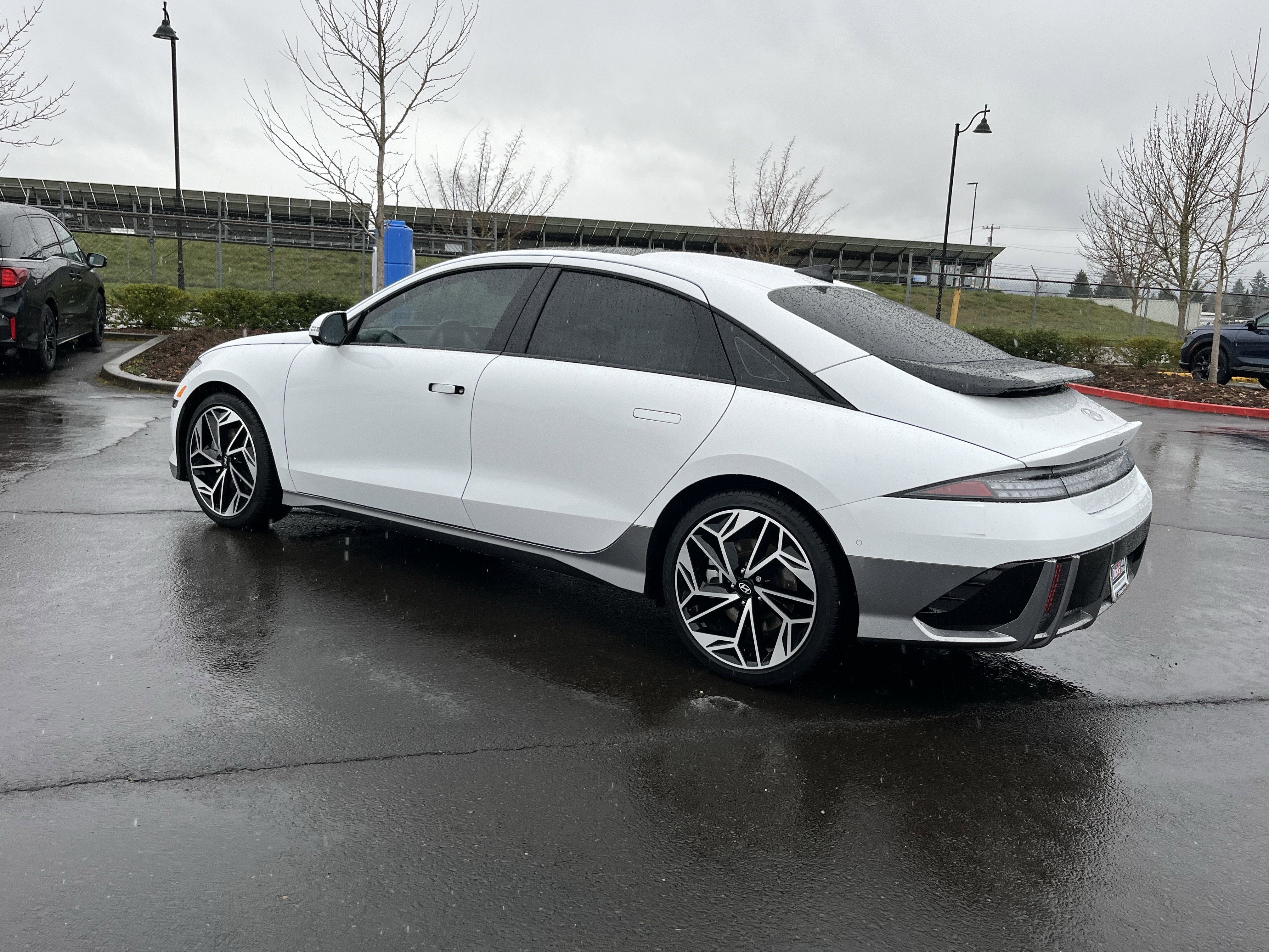 2024 Hyundai IONIQ 6 Limited