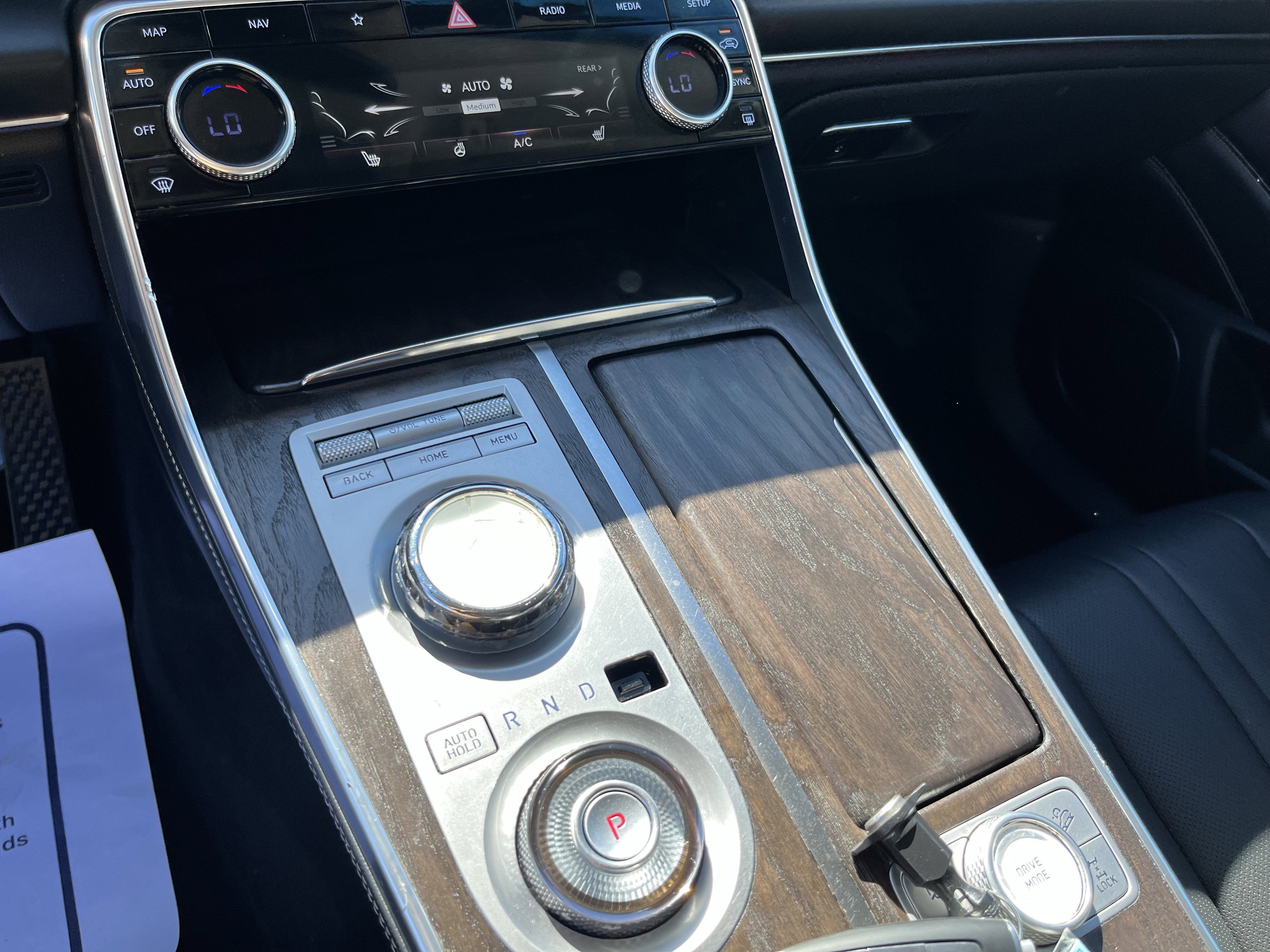 2024 Genesis GV80 2.5T