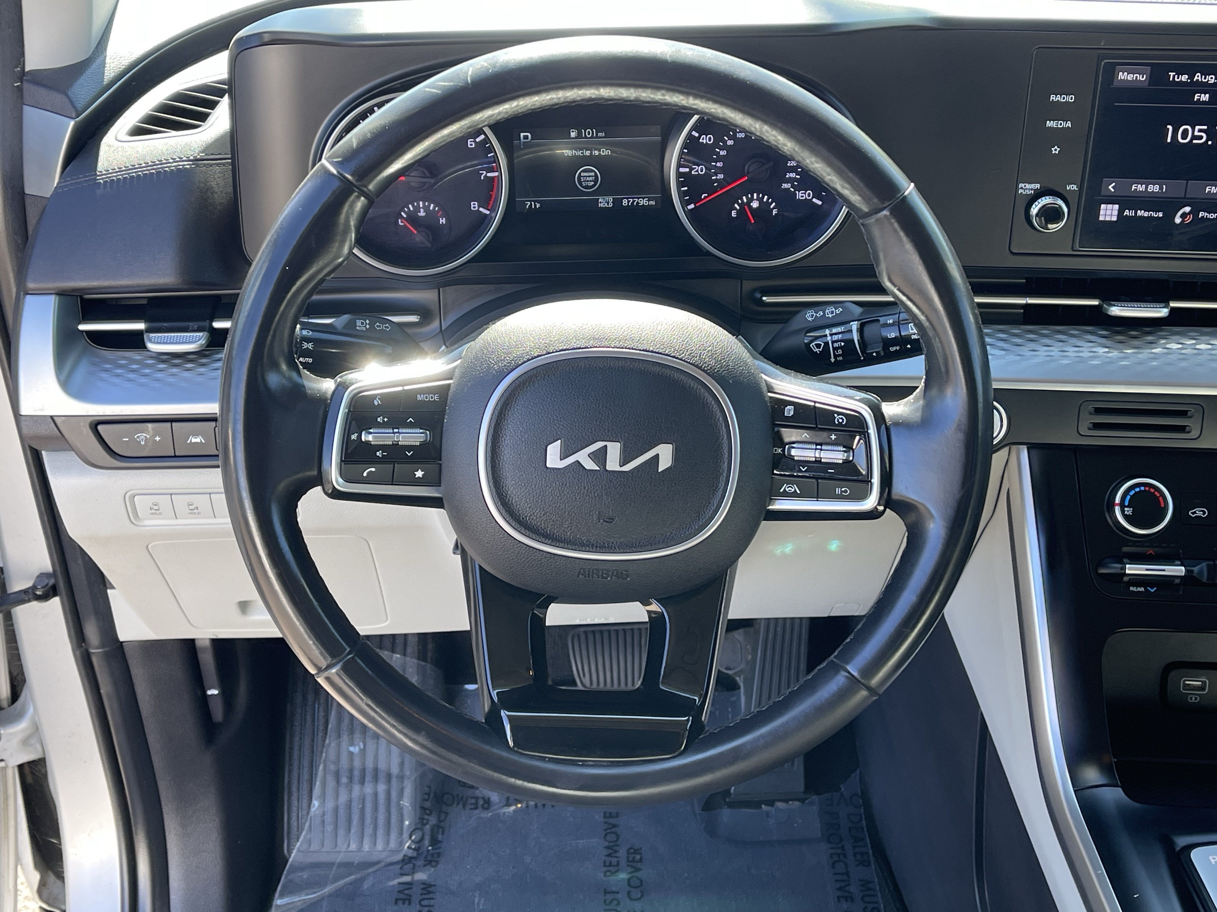 2022 Kia Carnival LXS
