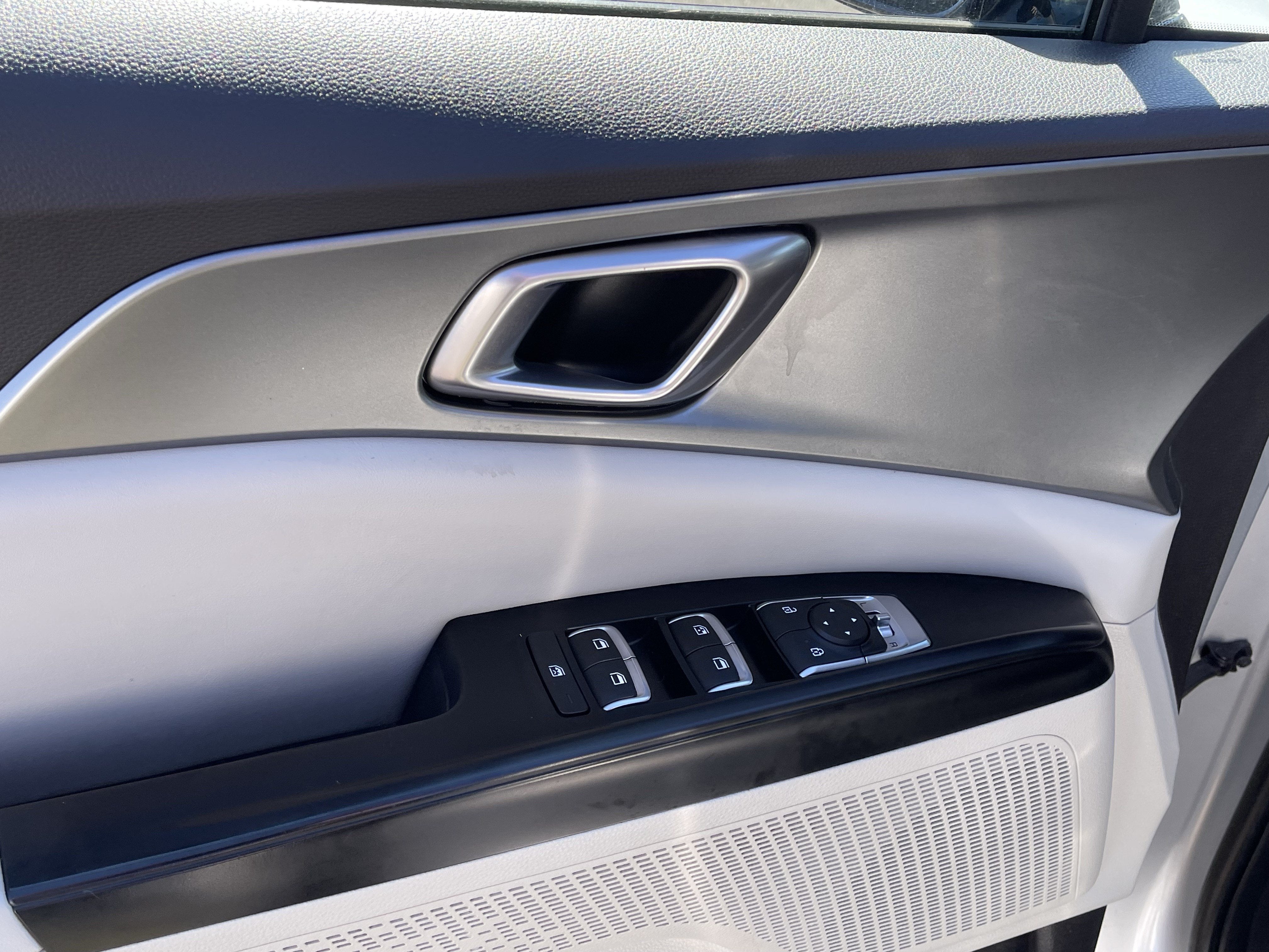 2022 Kia Carnival LXS
