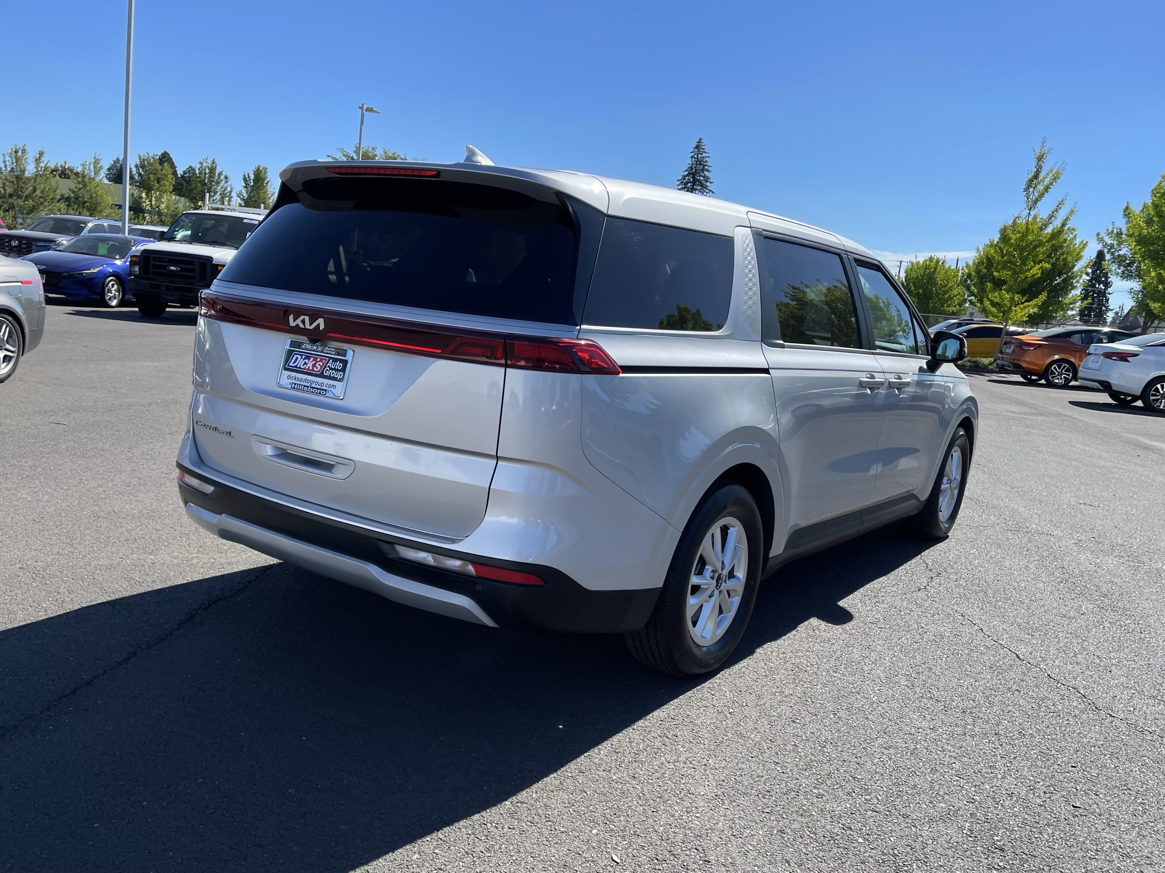 2022 Kia Carnival LXS