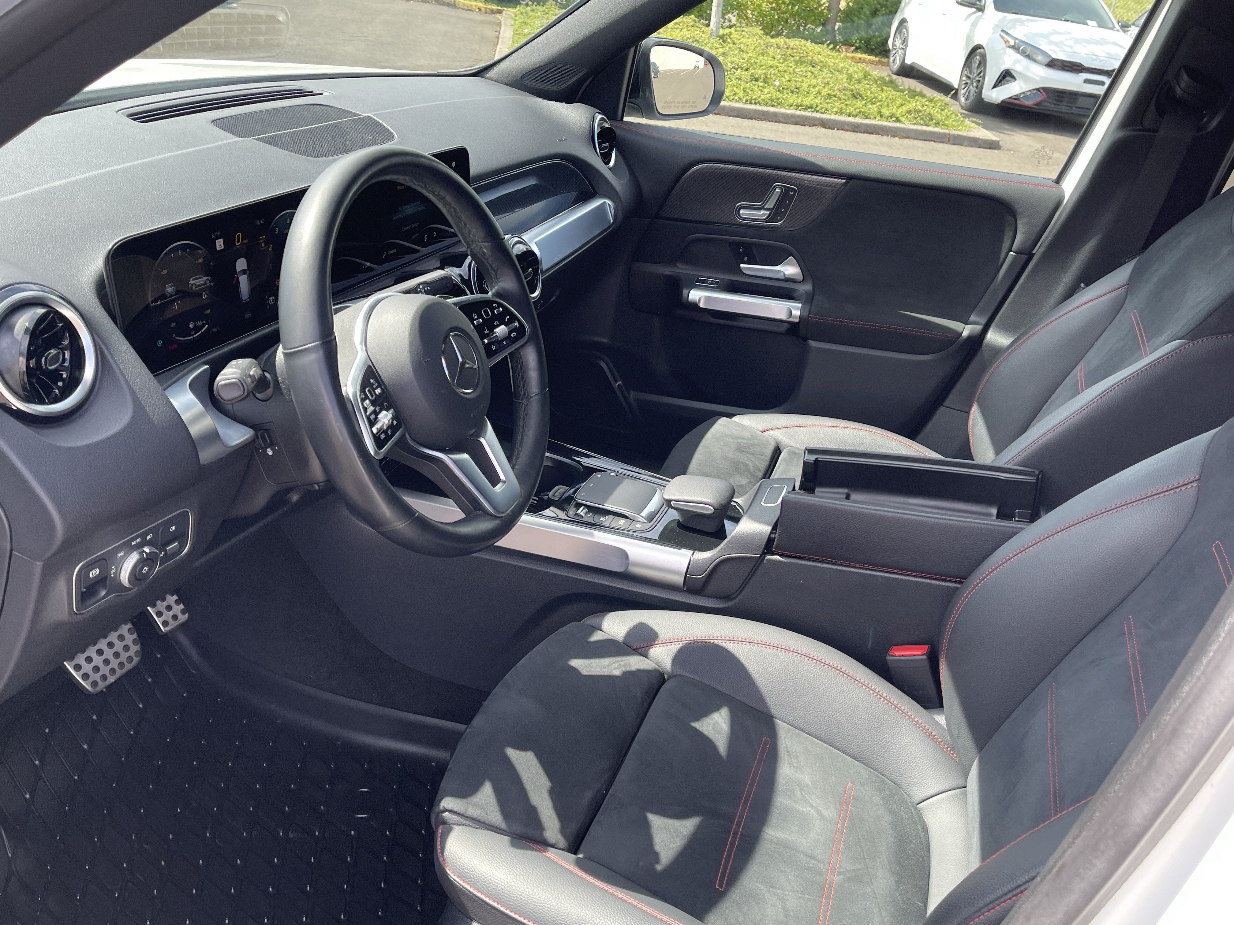 2023 Mercedes-Benz GLB GLB 250