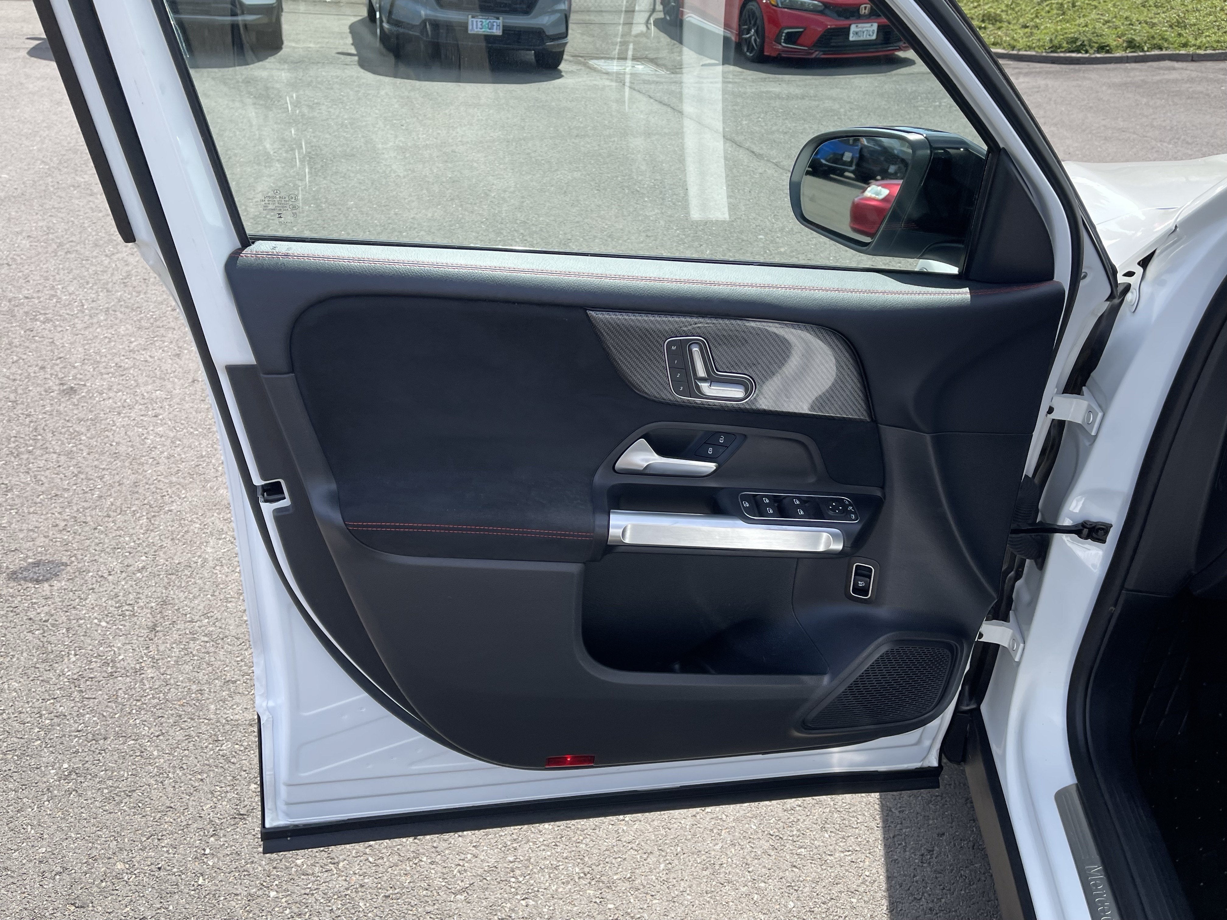 2023 Mercedes-Benz GLB GLB 250