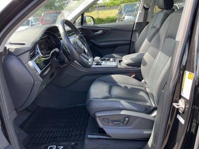 2023 Audi Q7 Premium Plus
