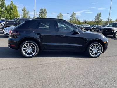 2017 Porsche Macan Base