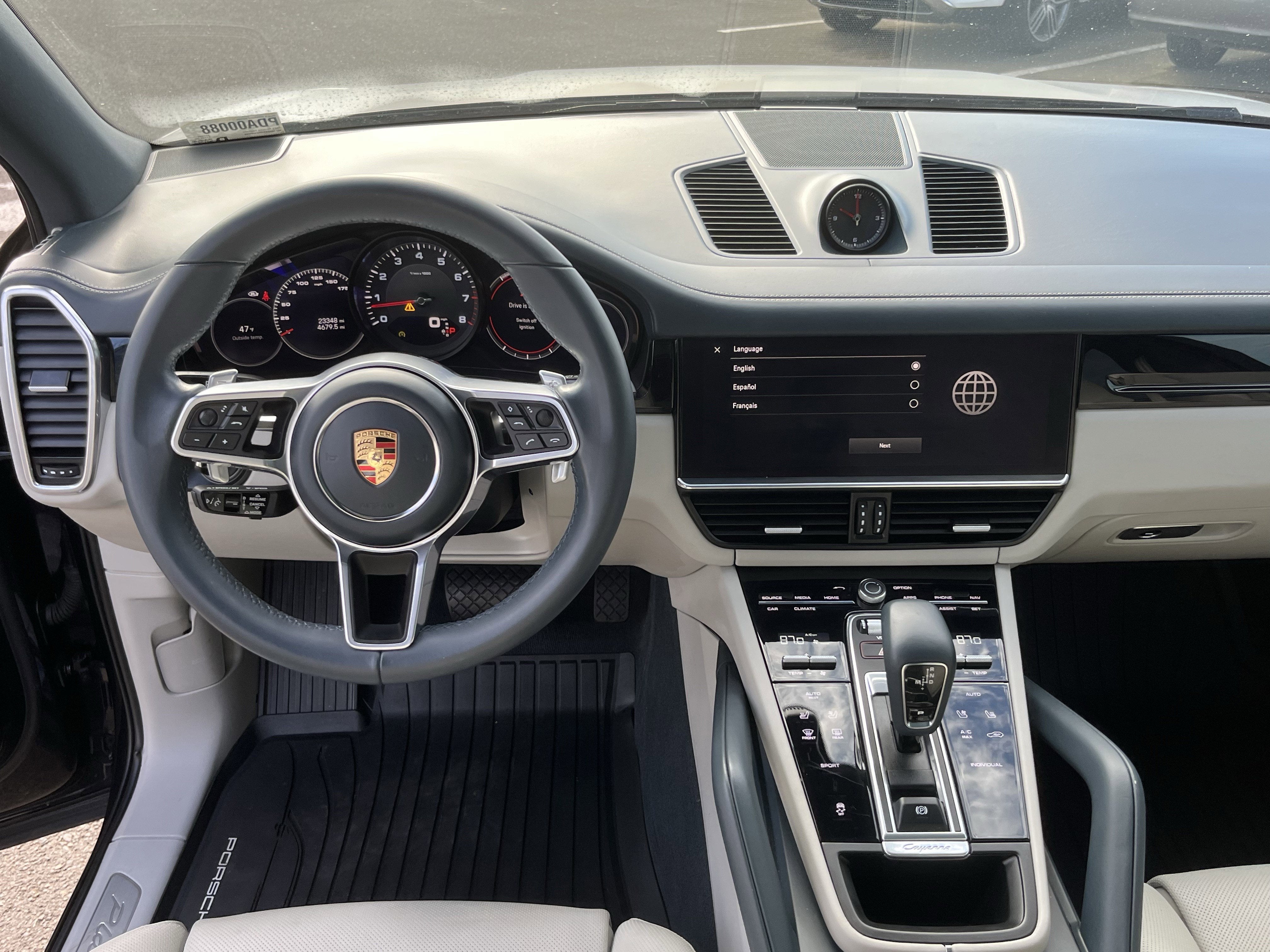 2023 Porsche Cayenne Platinum Edition