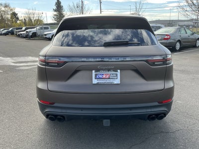 2023 Porsche Cayenne Platinum Edition