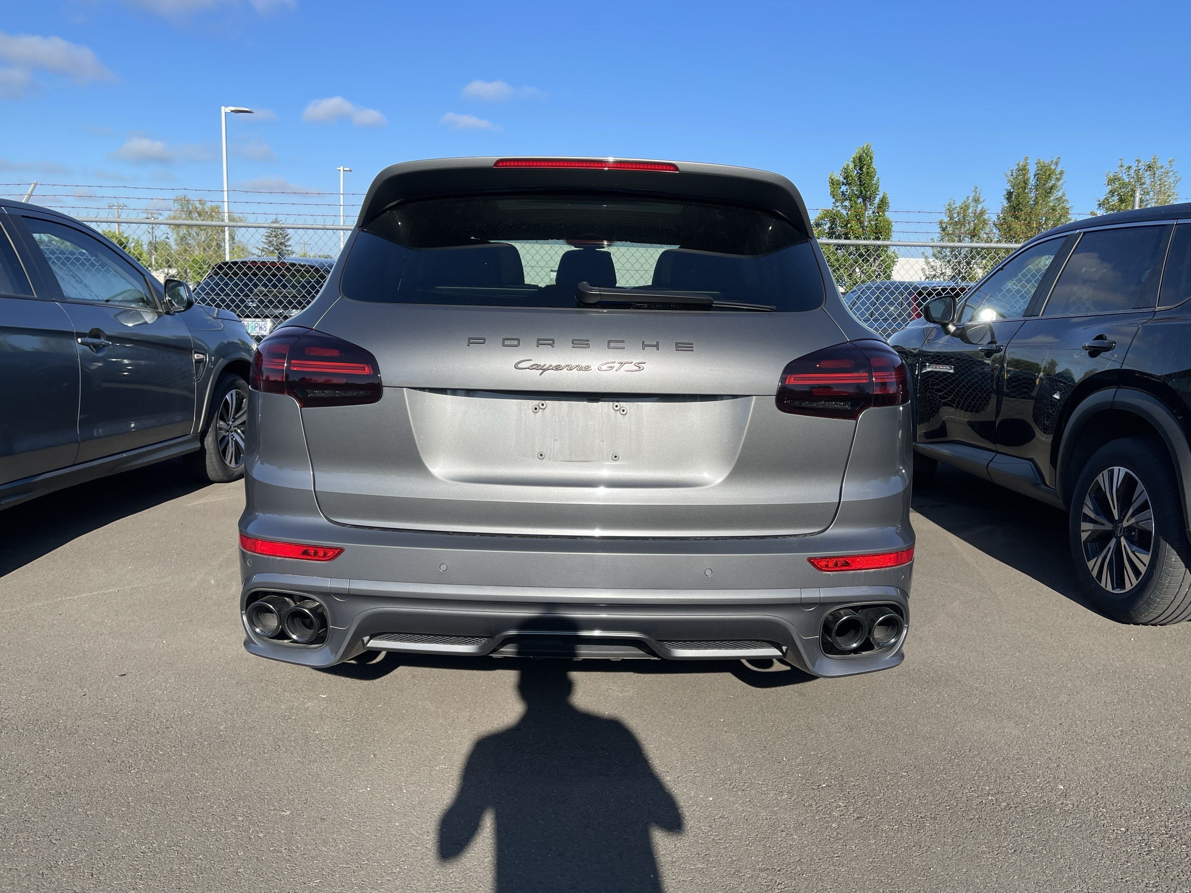 2016 Porsche Cayenne GTS