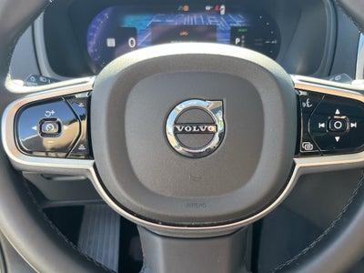 2025 Volvo XC90 Plug-In Hybrid Plus