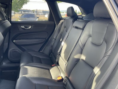 2025 Volvo XC60 Plug-In Hybrid Ultra Black Edition