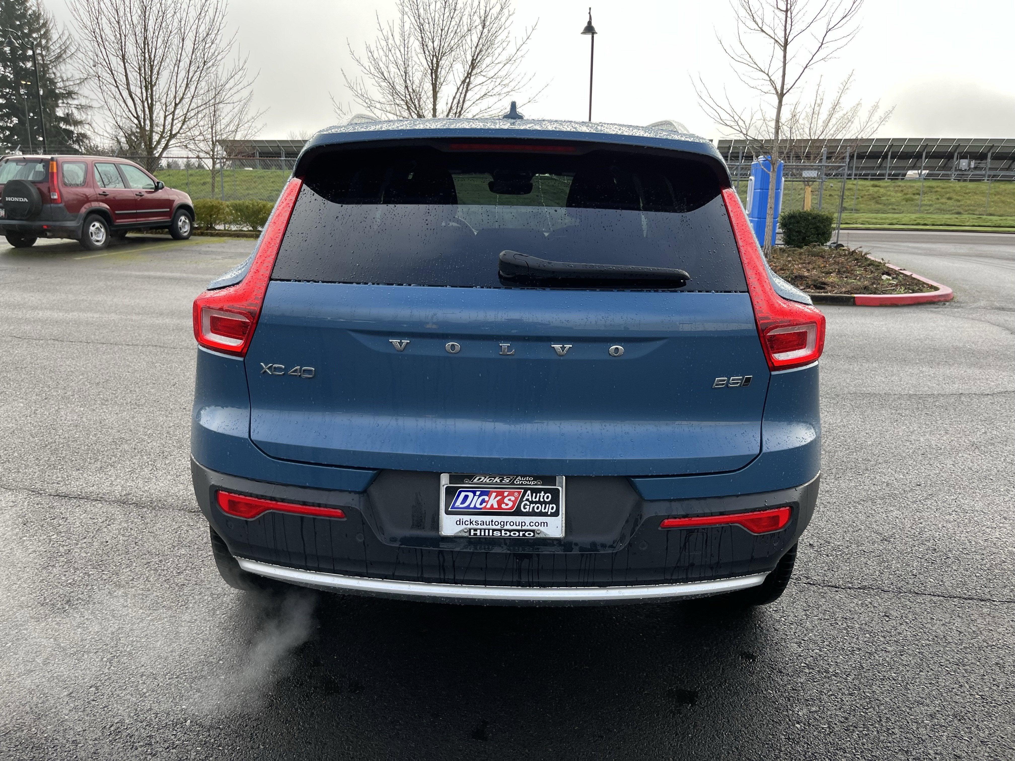 2024 Volvo XC40 Core Bright Theme