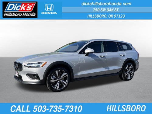 2025 Volvo V60 Cross Country Plus