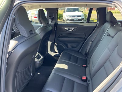 2025 Volvo V60 Cross Country Plus