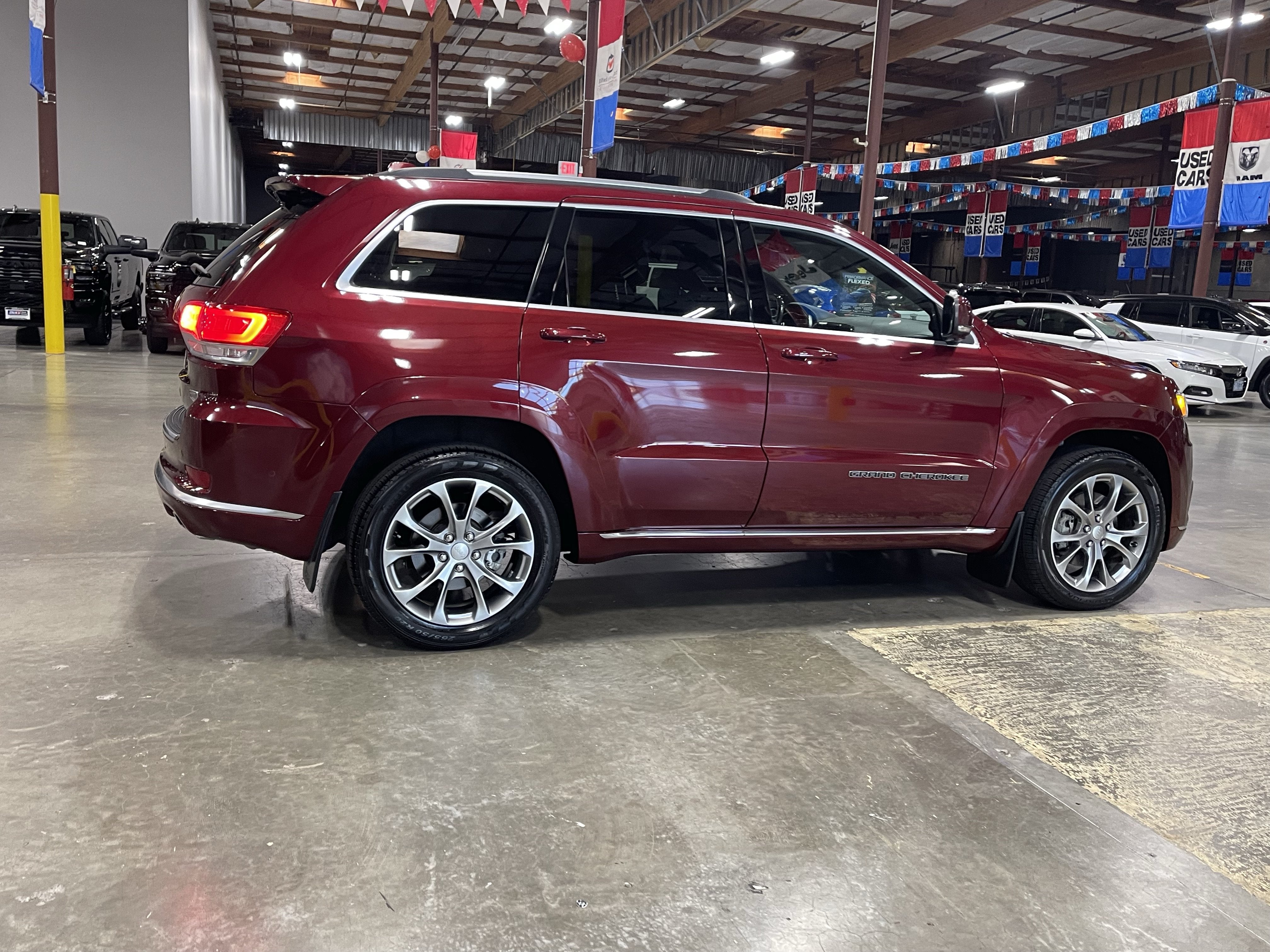 2021 Jeep Grand Cherokee Summit