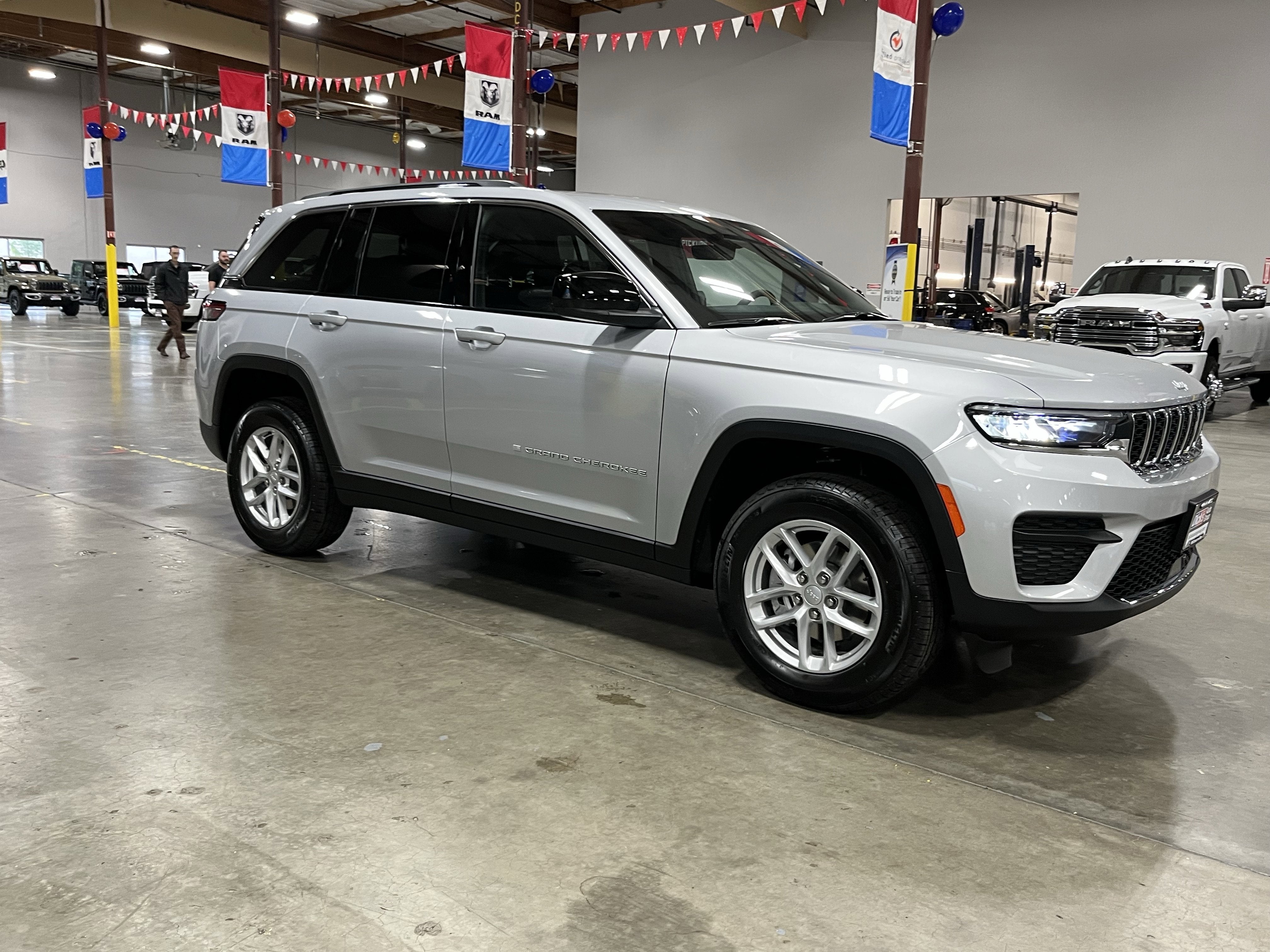 2025 Jeep Grand Cherokee Laredo X