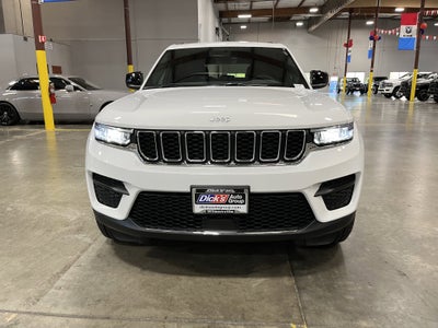 2025 Jeep Grand Cherokee Laredo