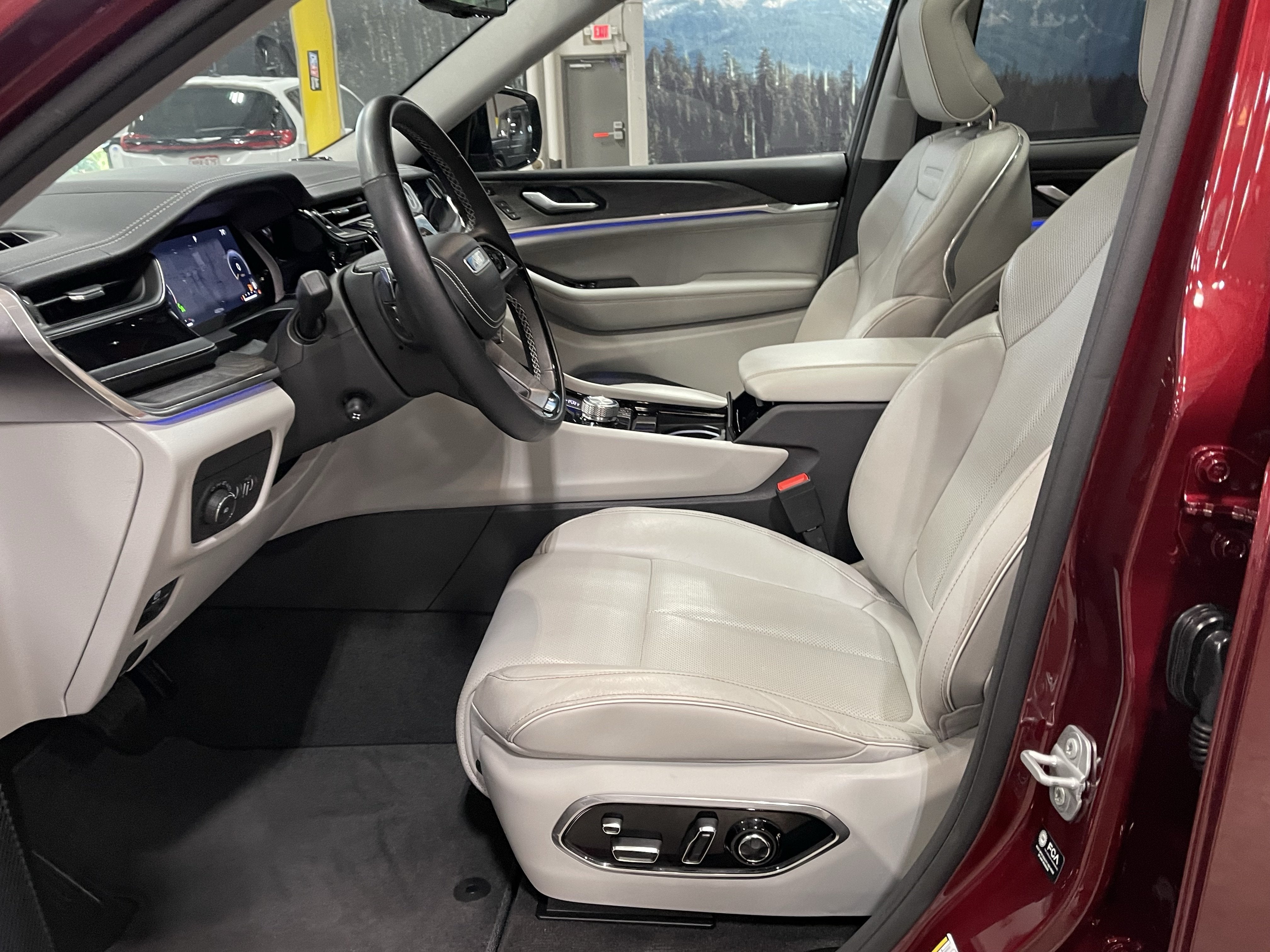 2022 Jeep Grand Cherokee L Overland