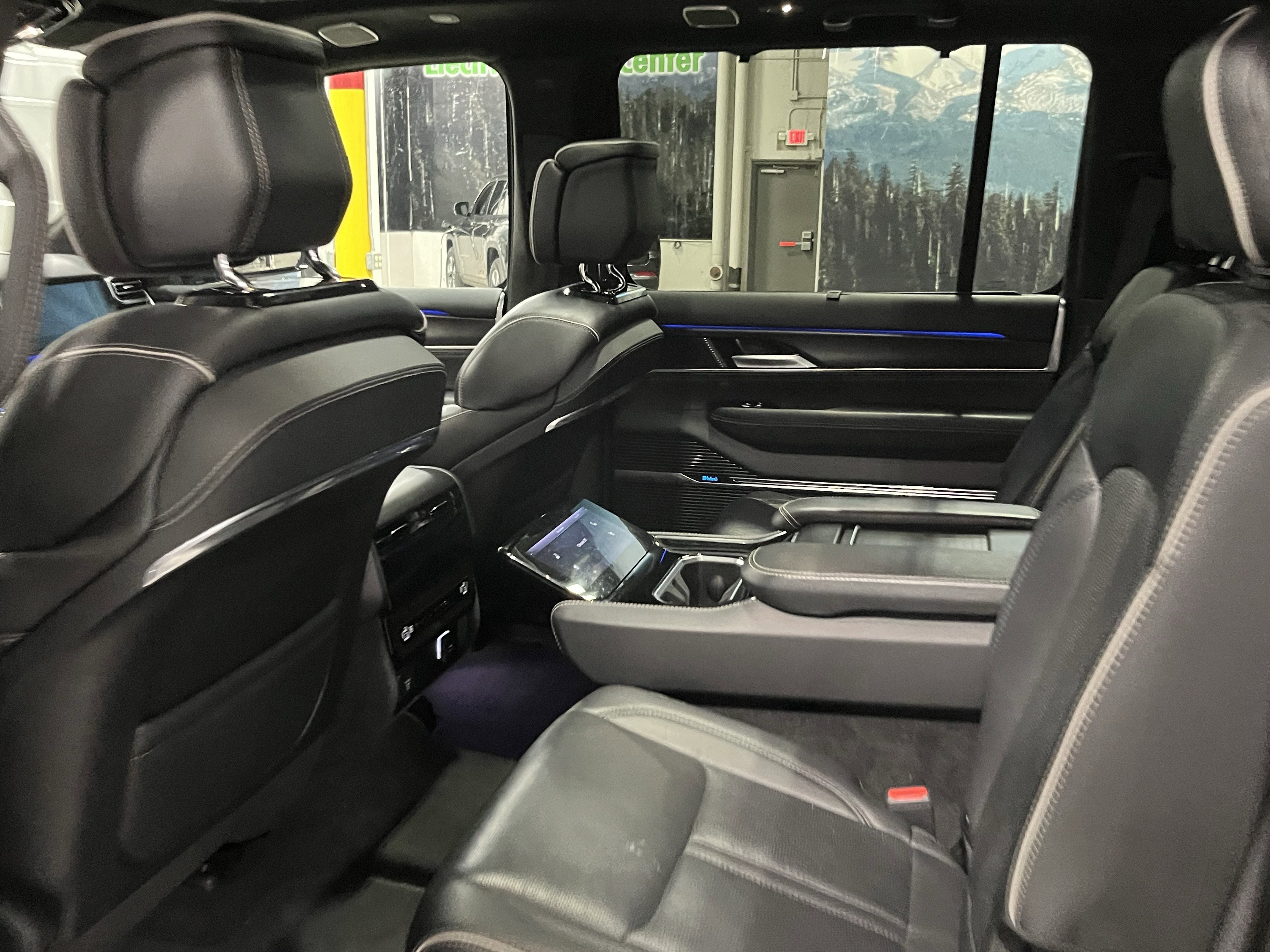 2024 Jeep Grand Wagoneer L Series II