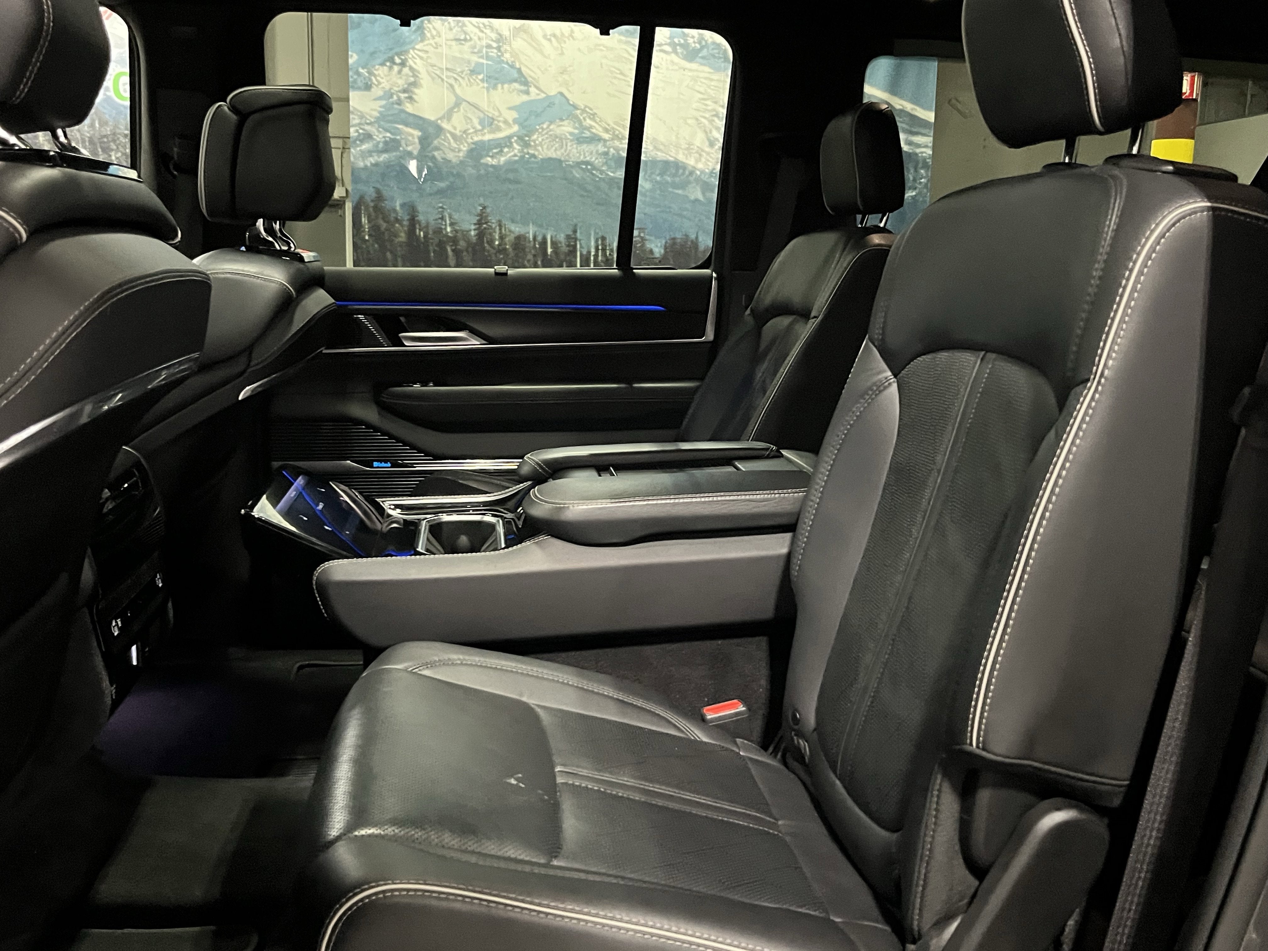 2024 Jeep Grand Wagoneer L Series II