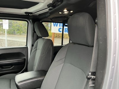 2021 Jeep Gladiator Willys