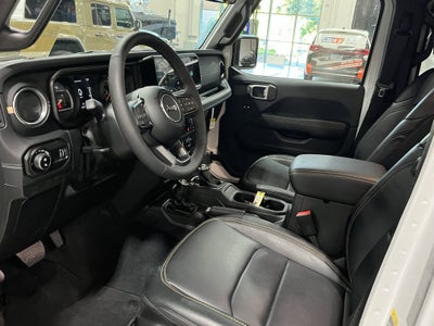 2025 Jeep Gladiator High Tide