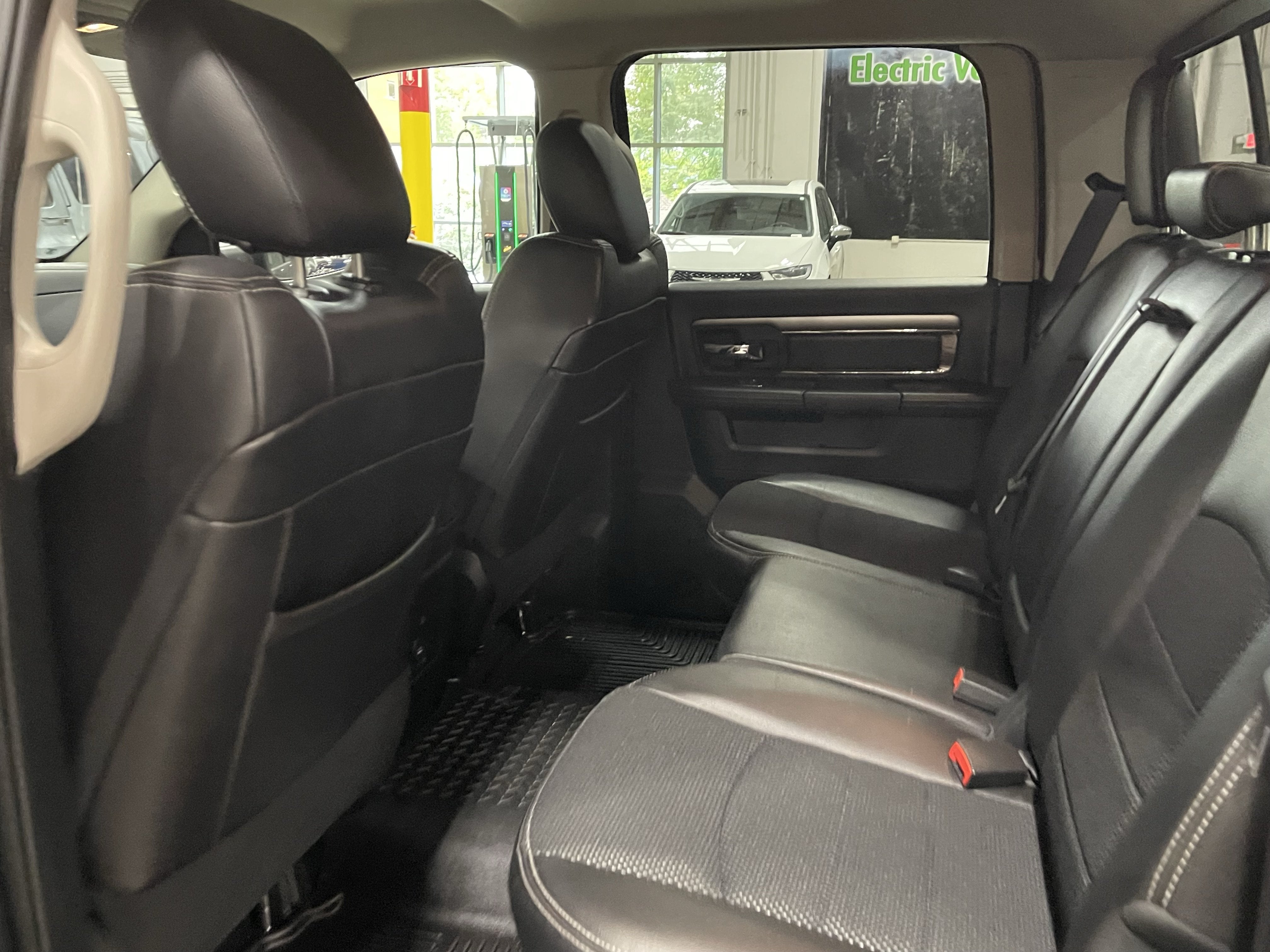 2016 RAM 1500 Sport