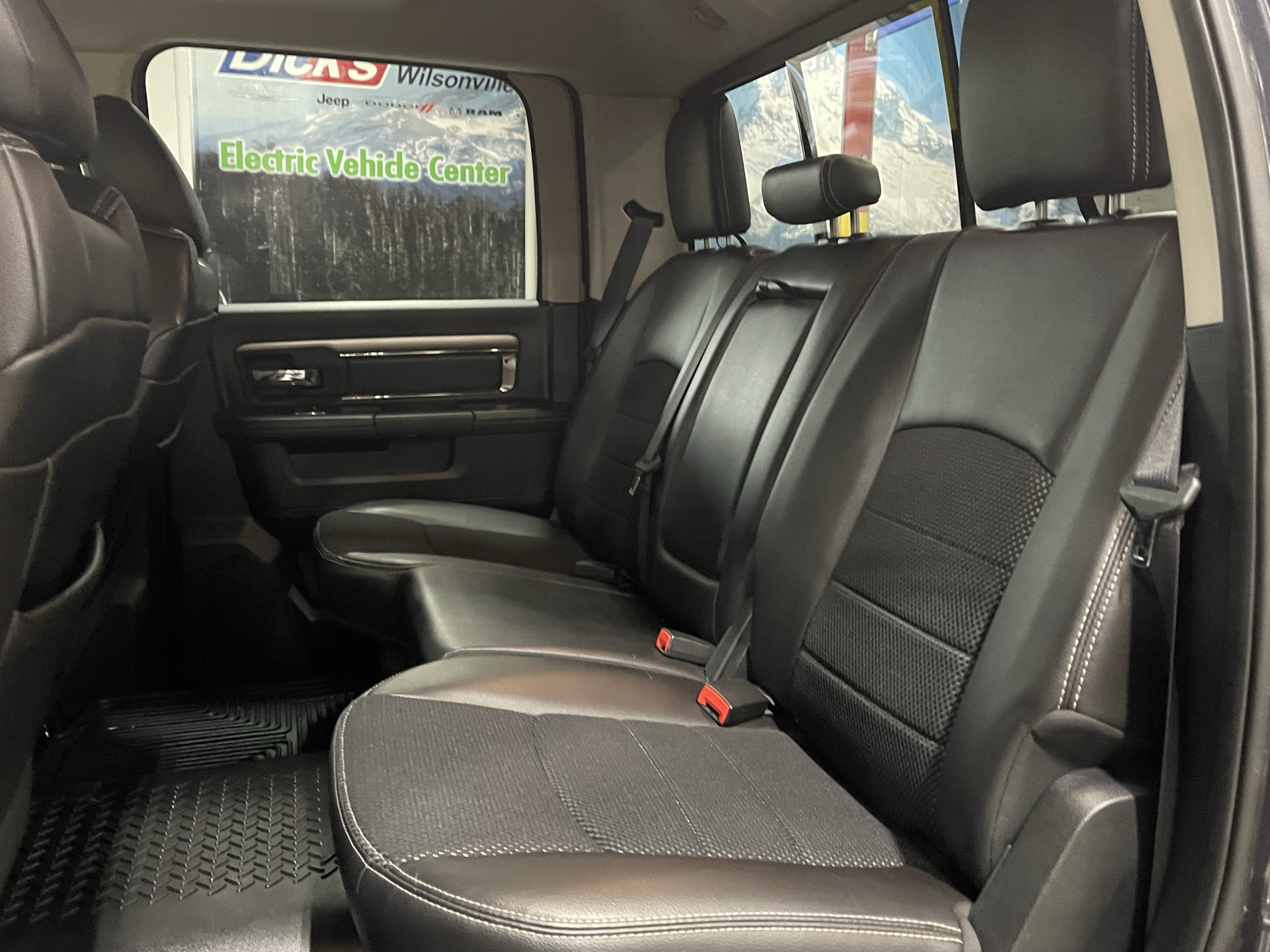 2016 RAM 1500 Sport