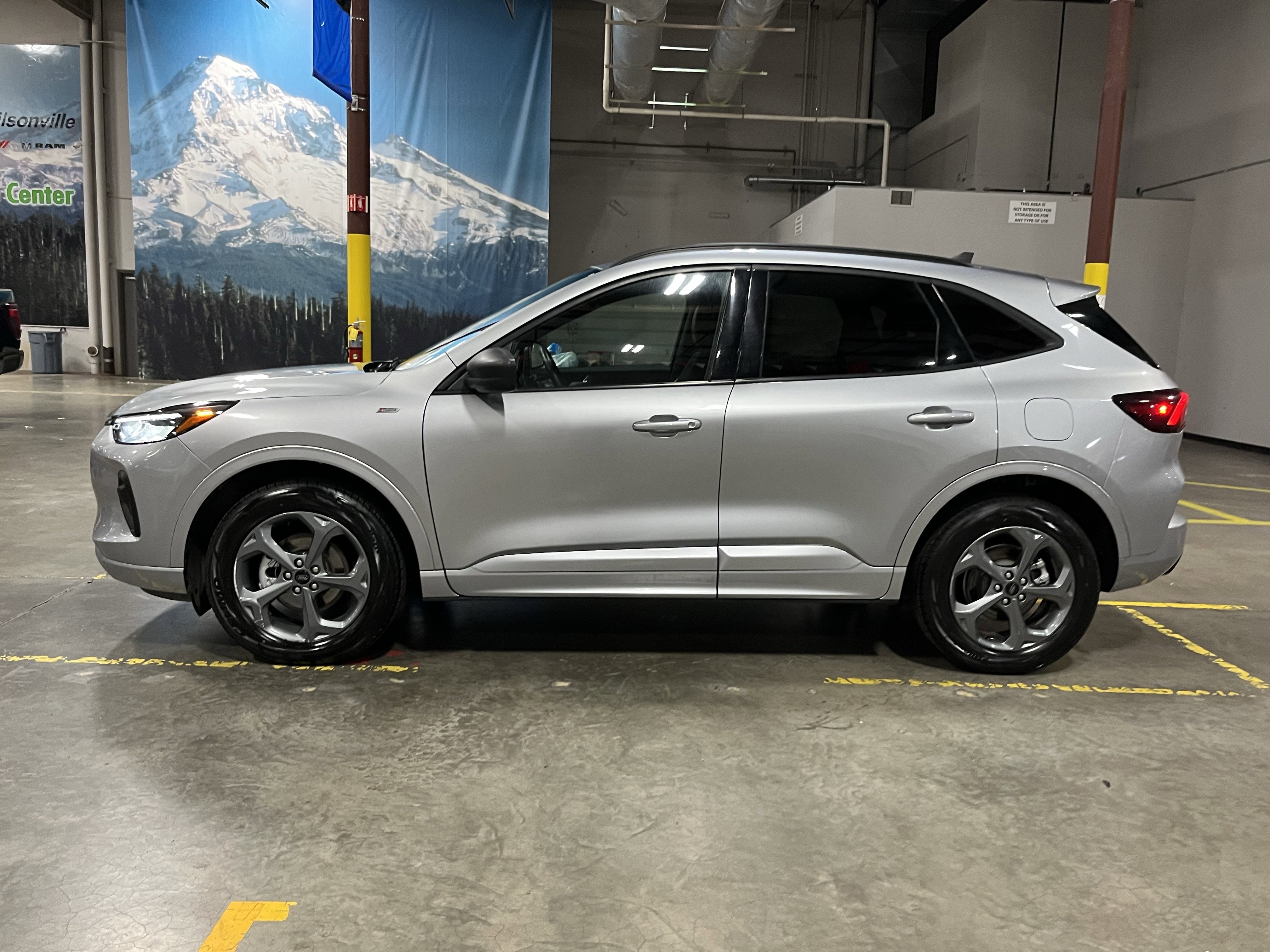 2024 Ford Escape ST-Line