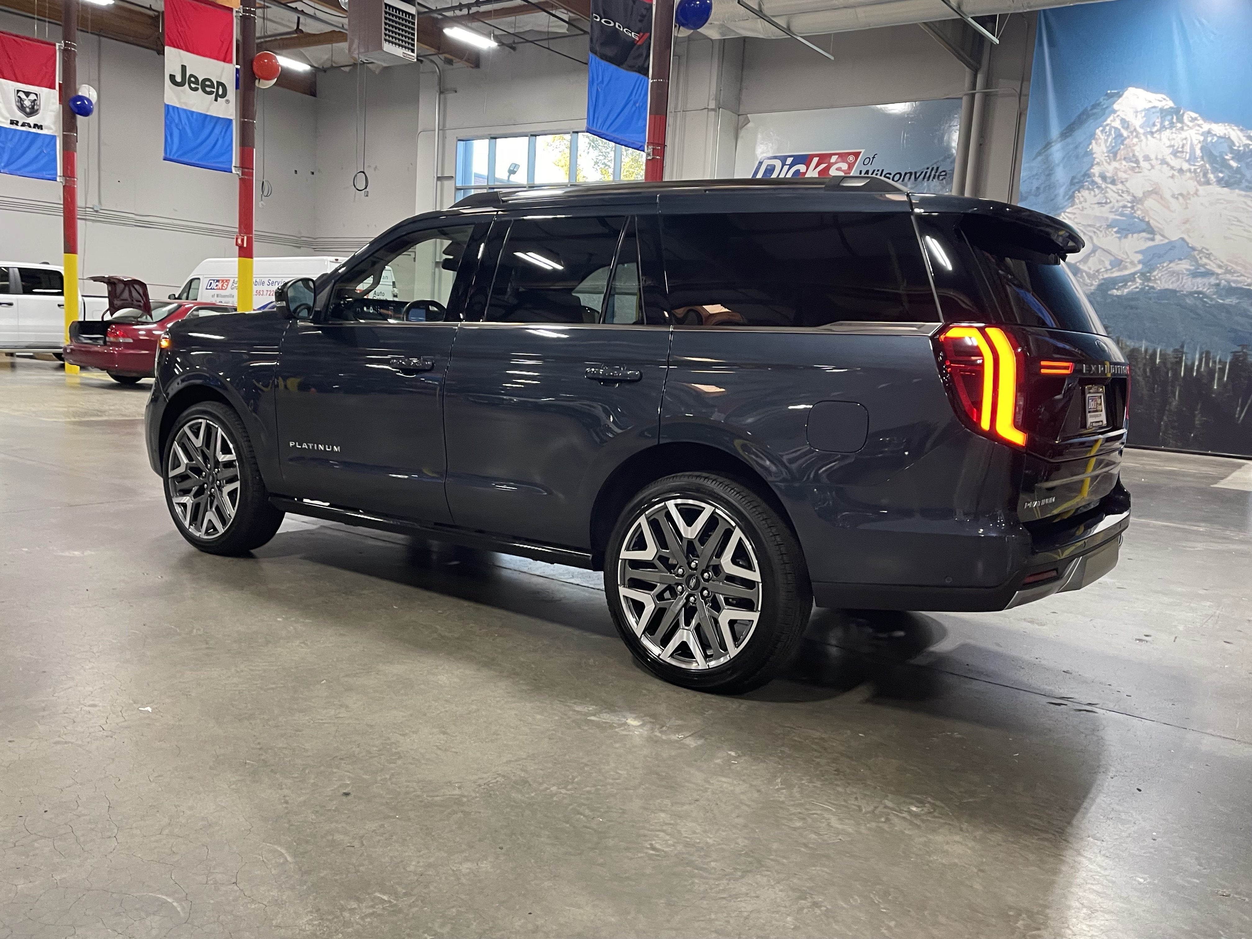 2025 Ford Expedition Platinum