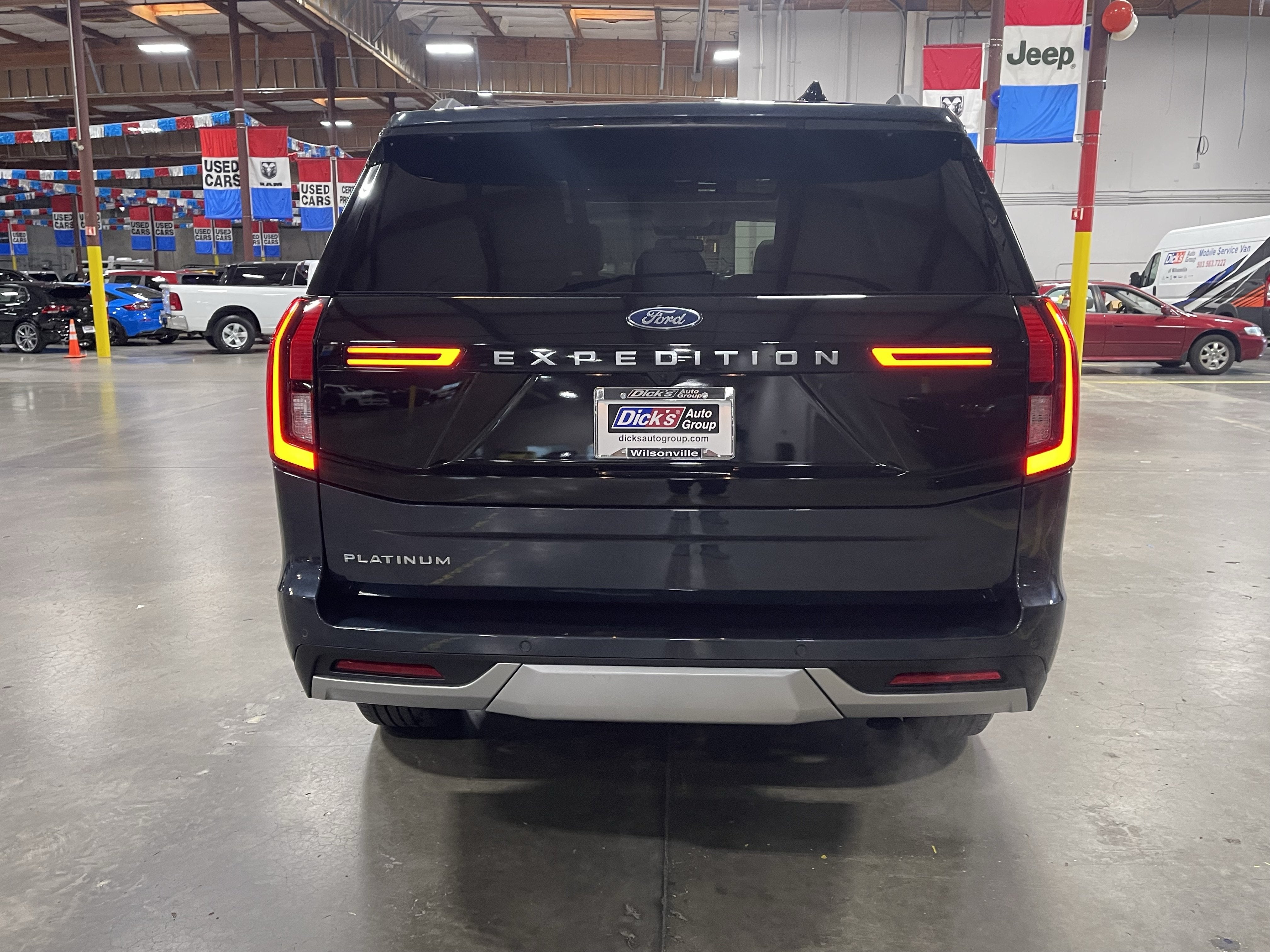 2025 Ford Expedition Platinum
