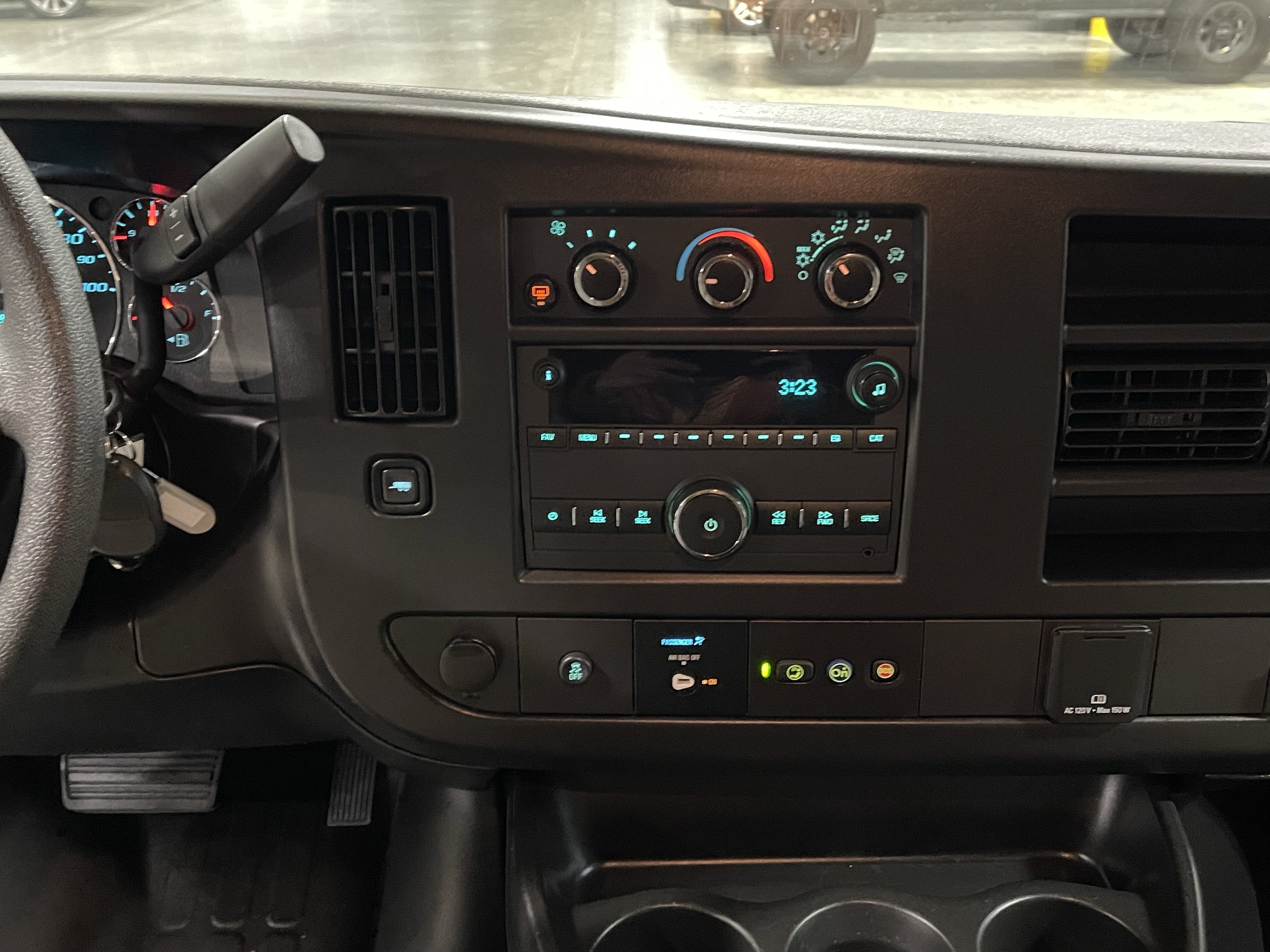 2023 Chevrolet Express 3500 LS