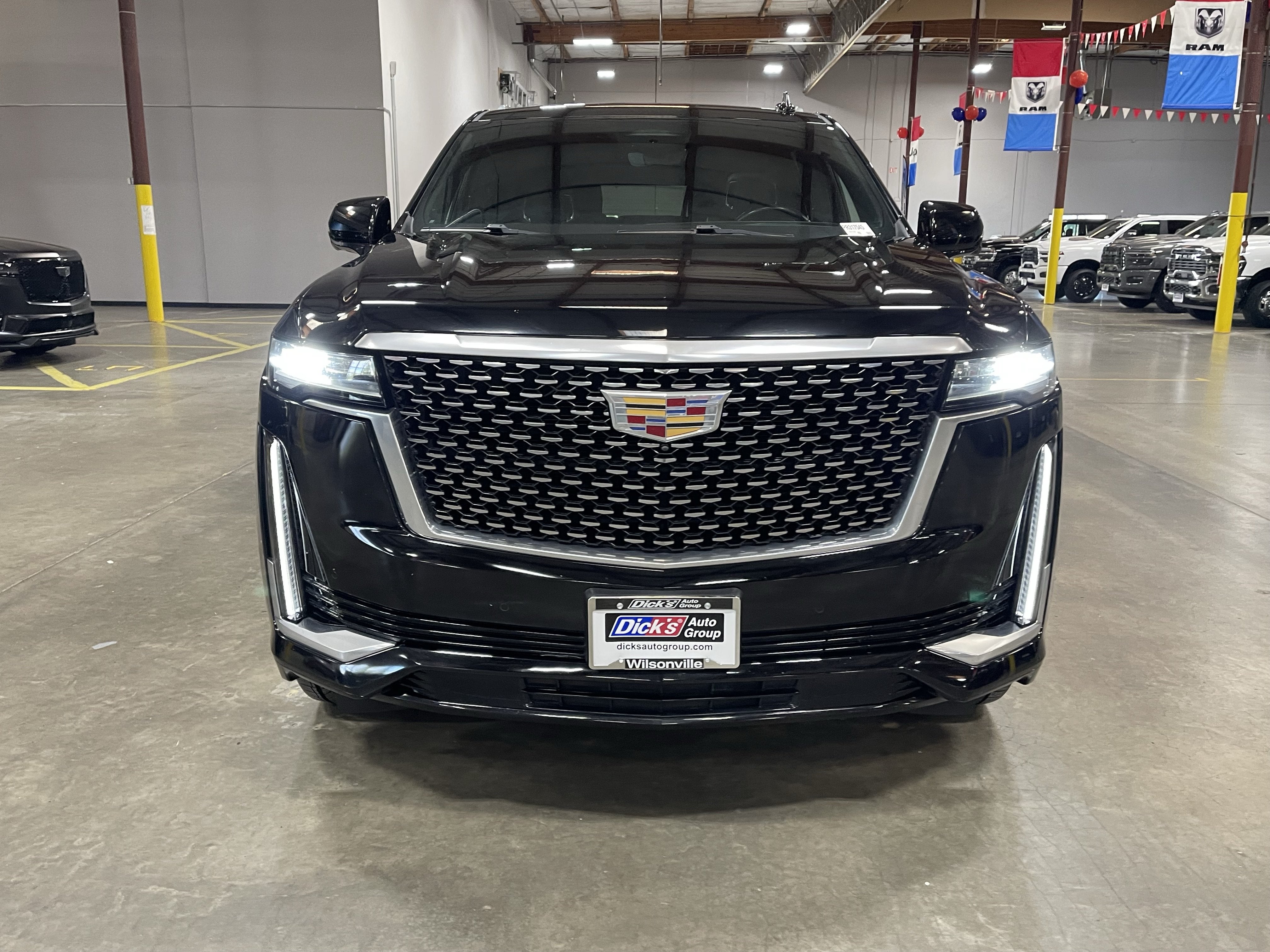 2023 Cadillac Escalade ESV Premium