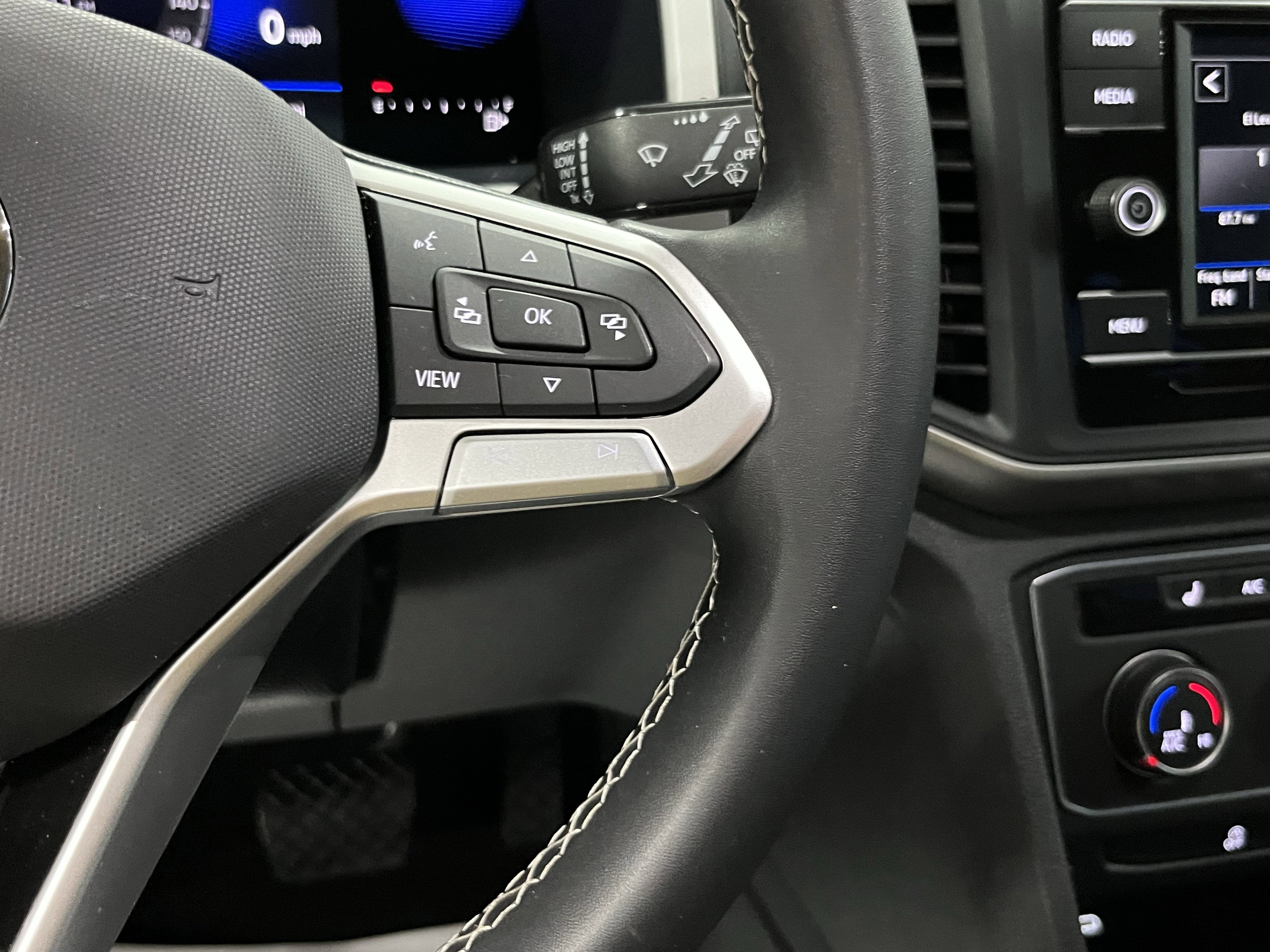 2023 Volkswagen Atlas 2.0T SE