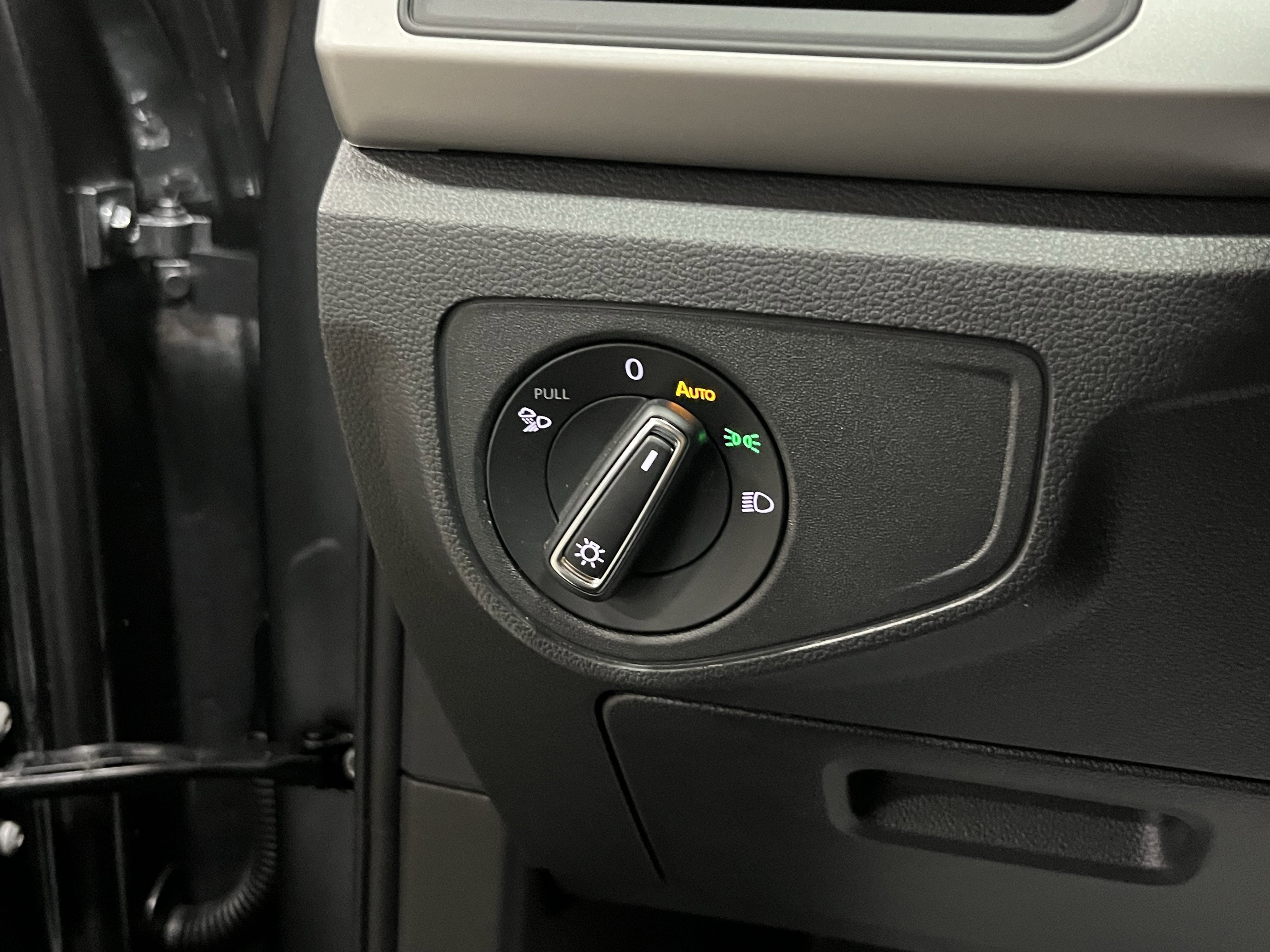 2023 Volkswagen Atlas 2.0T SE