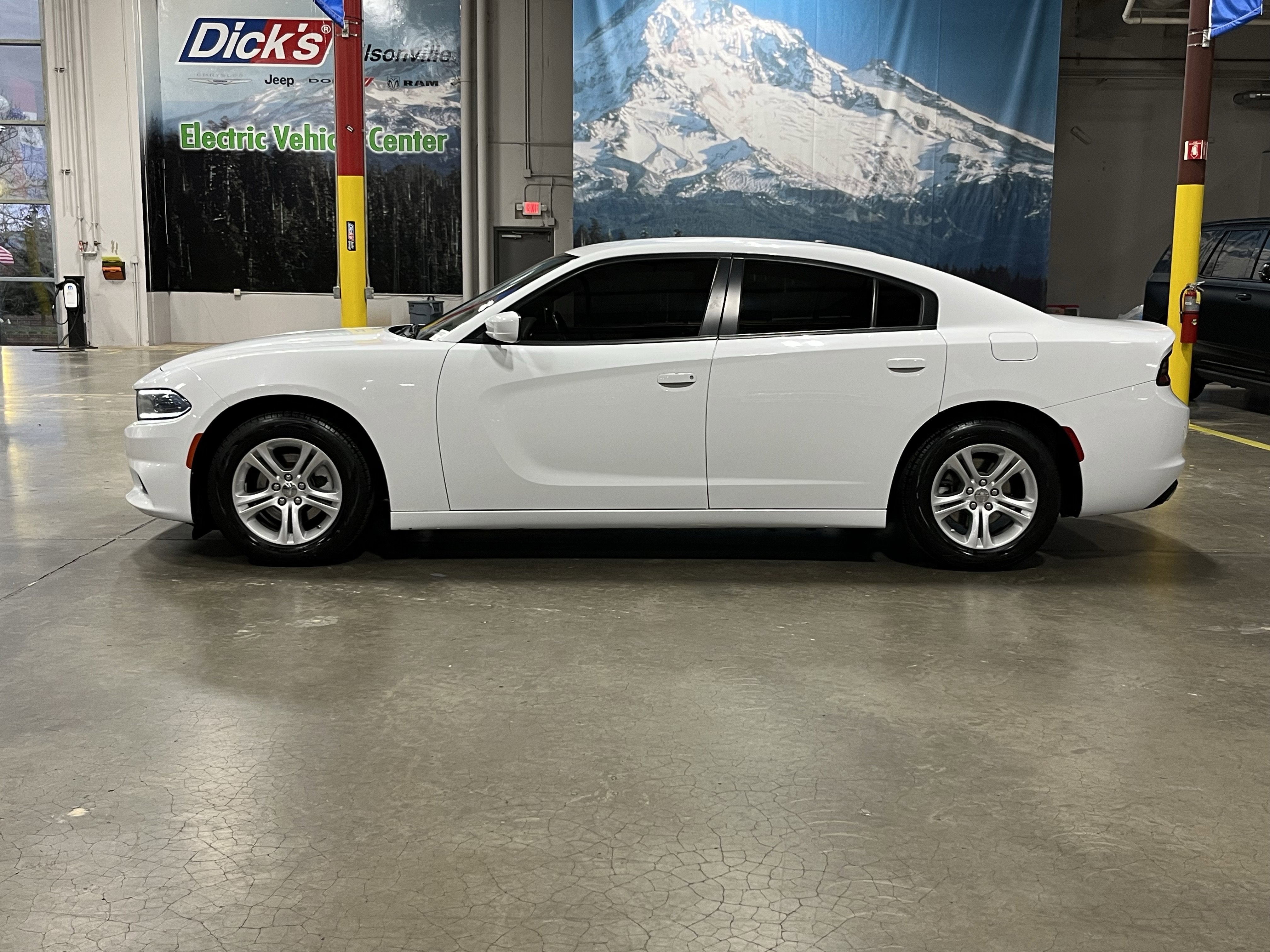 2022 Dodge Charger SXT