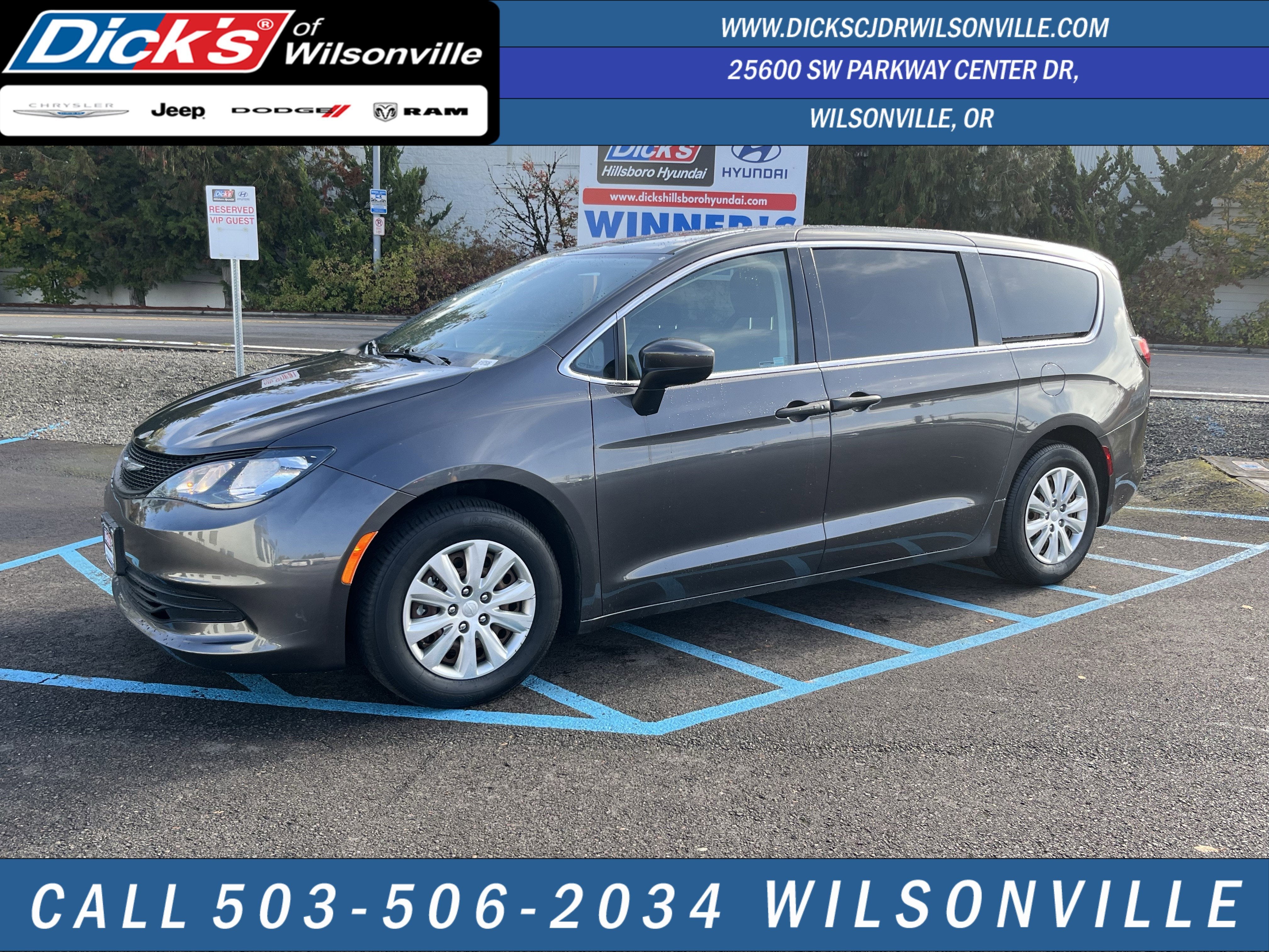 2020 Chrysler Voyager L